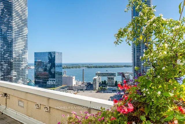 Photo 35 of Unit 706, 25 The Esplanade, Toronto, Waterfront Communities — HOMEH
