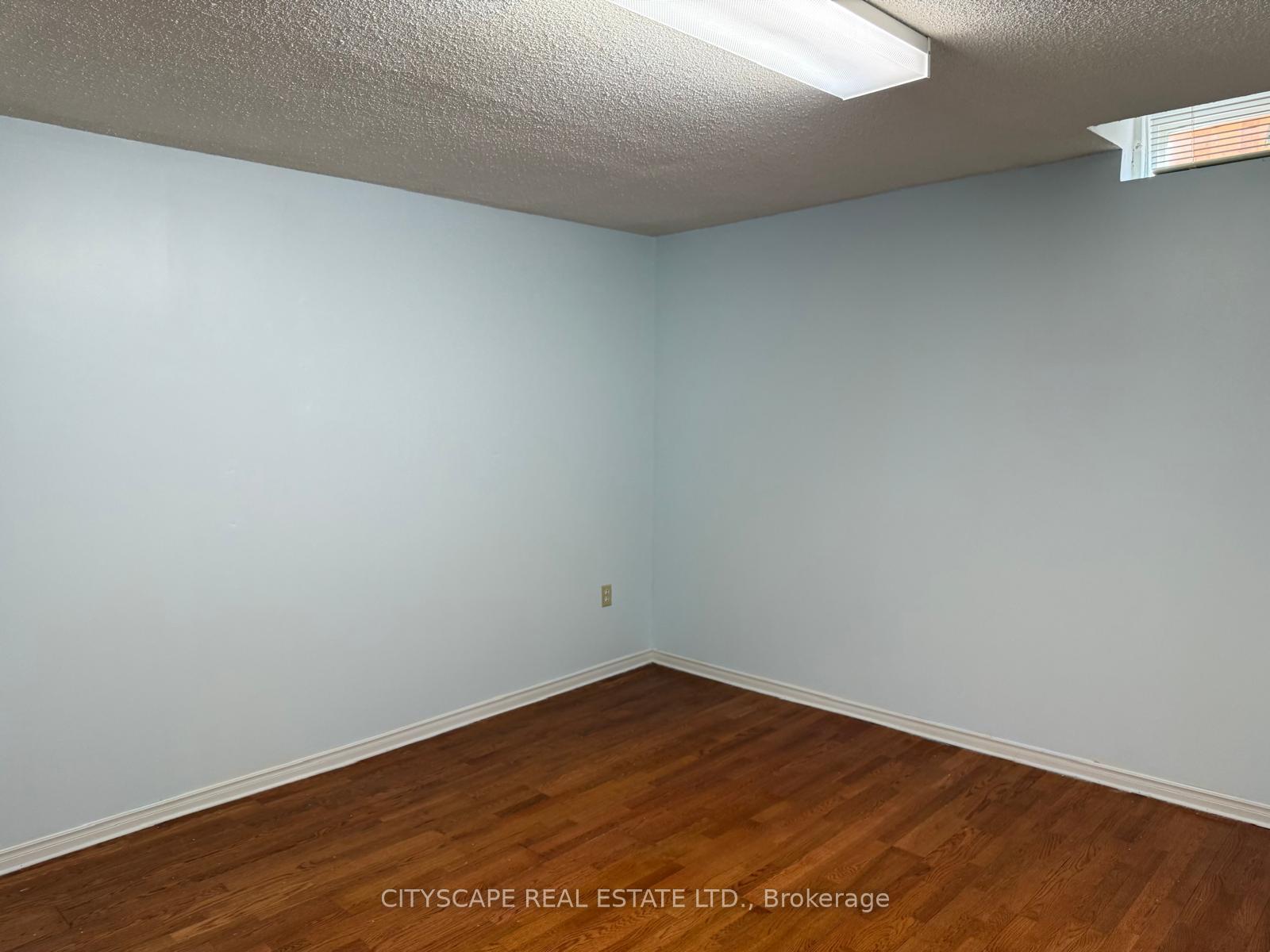 Photo 11 of Unit Basement, 4289 Radisson Crescent, Mississauga, Central Erin Mills — HOMEH