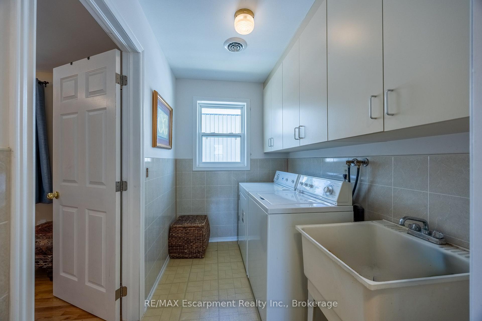 Photo 22 of 116 Erie Boulevard, Norfolk, Long Point — HOMEH