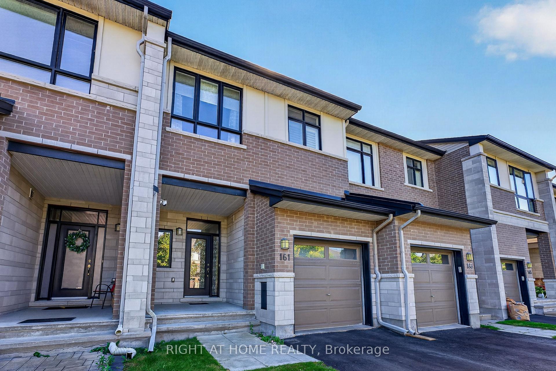 Photo 2 of 161 Mattingly Way, Ottawa, Riverside South/Gloucester Glen — HOMEH