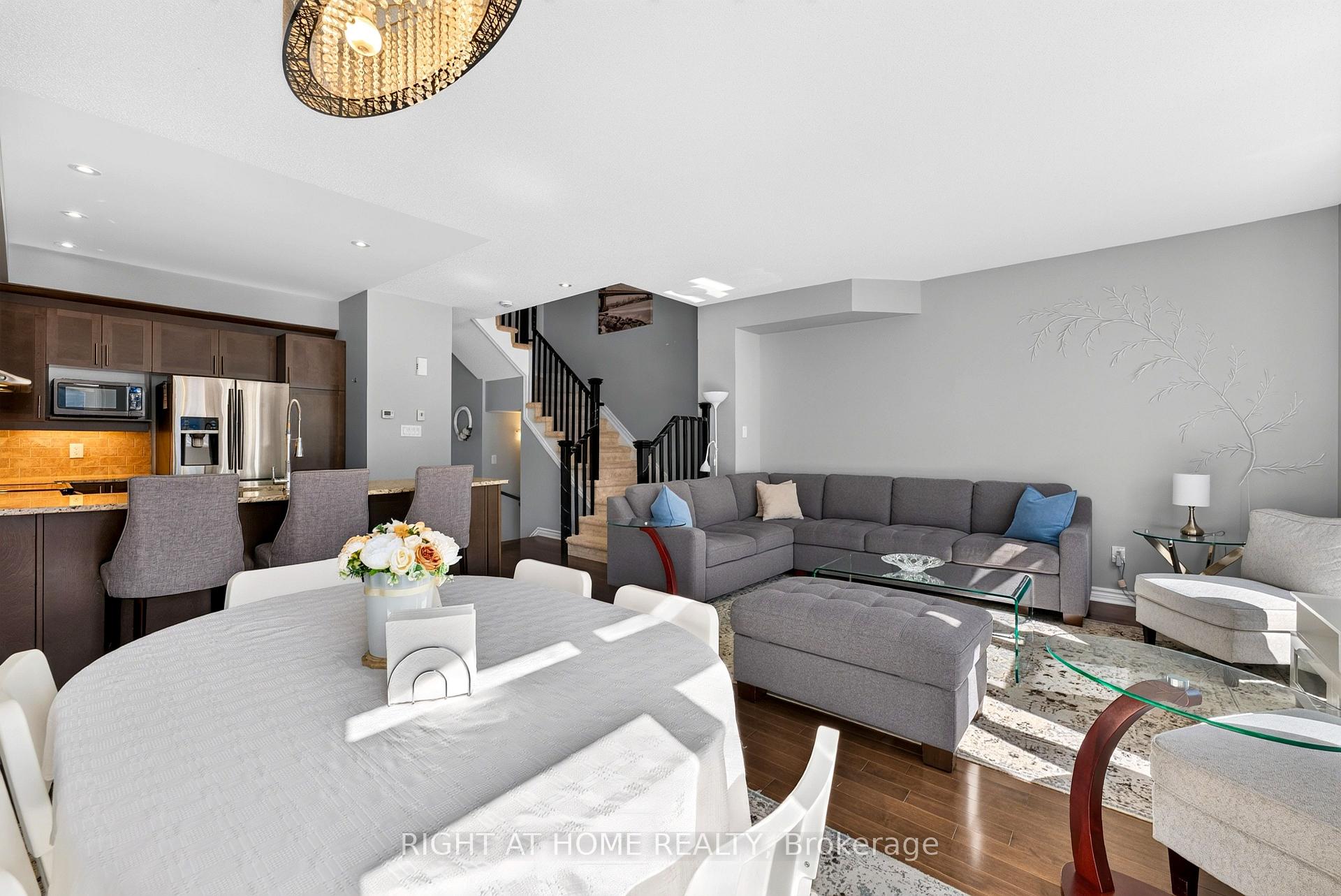 Photo 15 of 161 Mattingly Way, Ottawa, Riverside South/Gloucester Glen — HOMEH