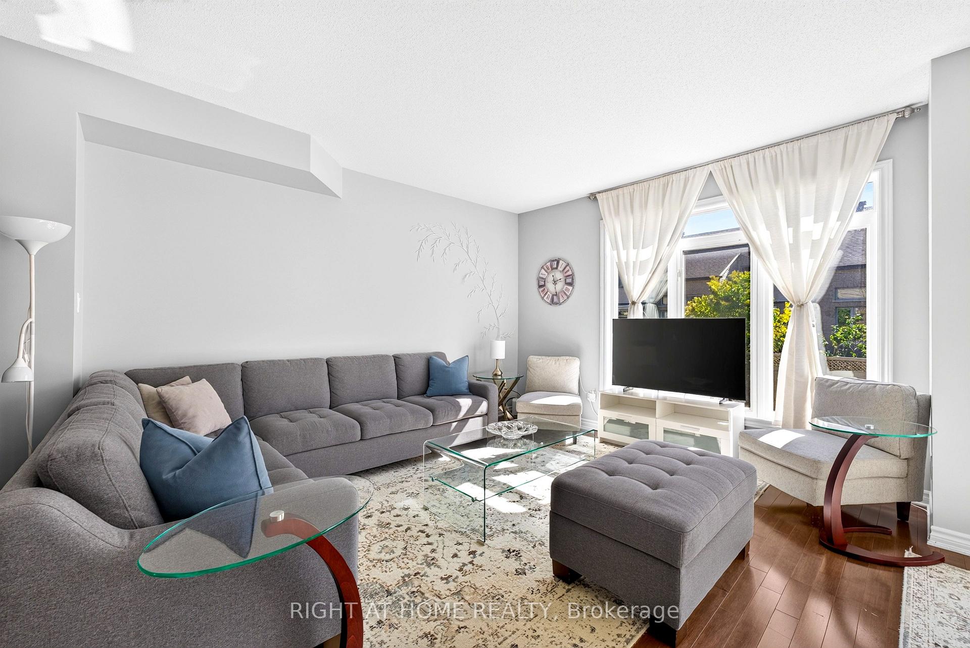 Photo 18 of 161 Mattingly Way, Ottawa, Riverside South/Gloucester Glen — HOMEH