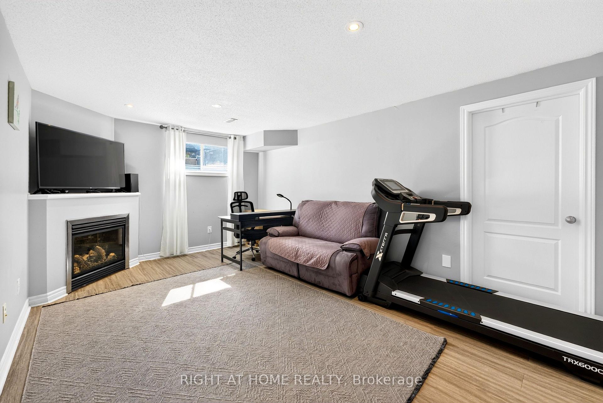 Photo 32 of 161 Mattingly Way, Ottawa, Riverside South/Gloucester Glen — HOMEH