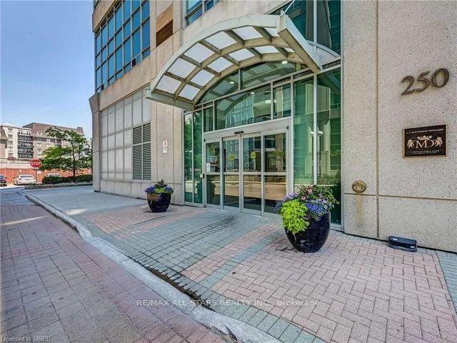 Photo 2 of Unit 621, 250 Manitoba Street, Etobicoke, Mimico — HOMEH