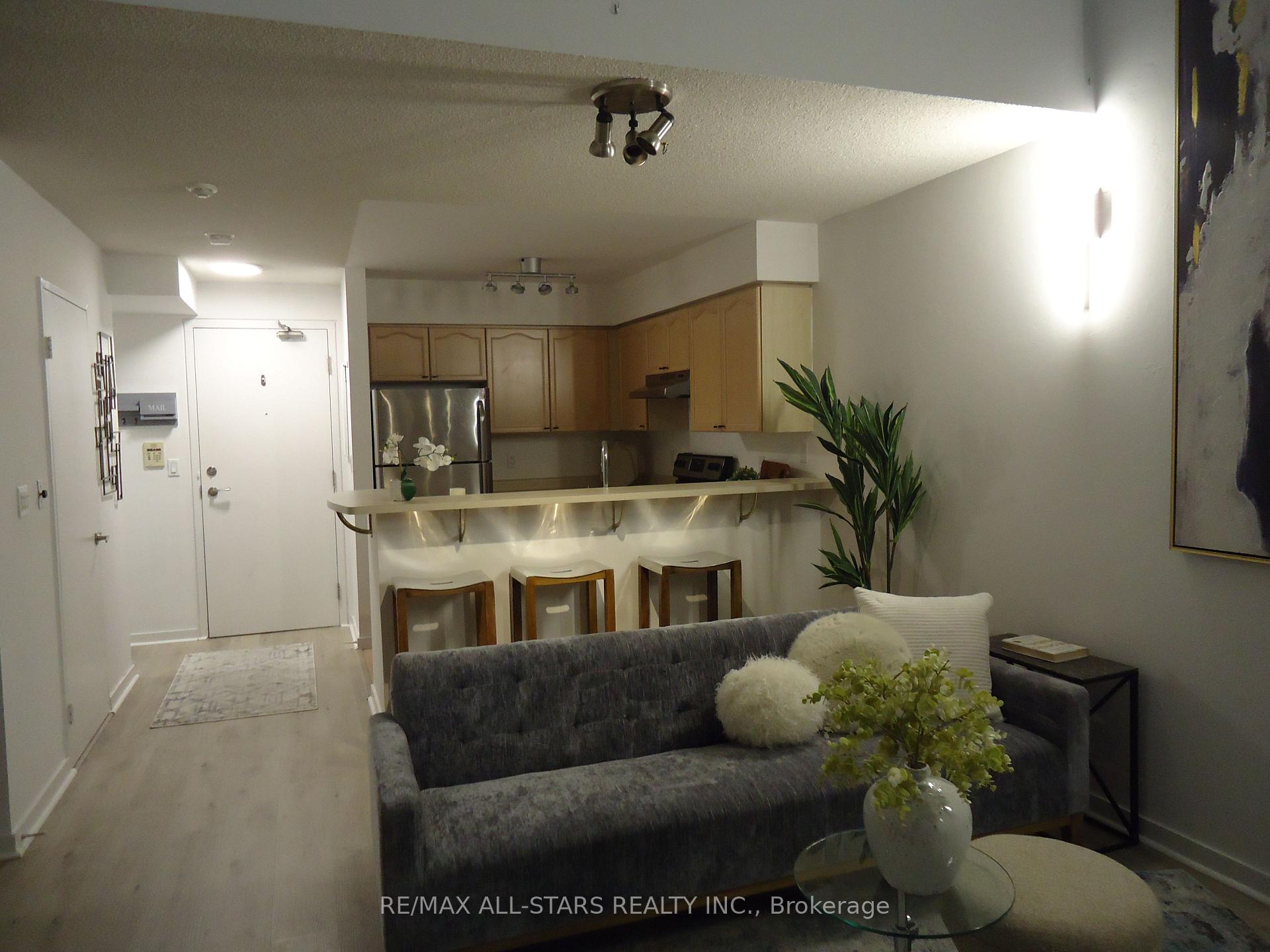 Photo 11 of Unit 621, 250 Manitoba Street, Etobicoke, Mimico — HOMEH