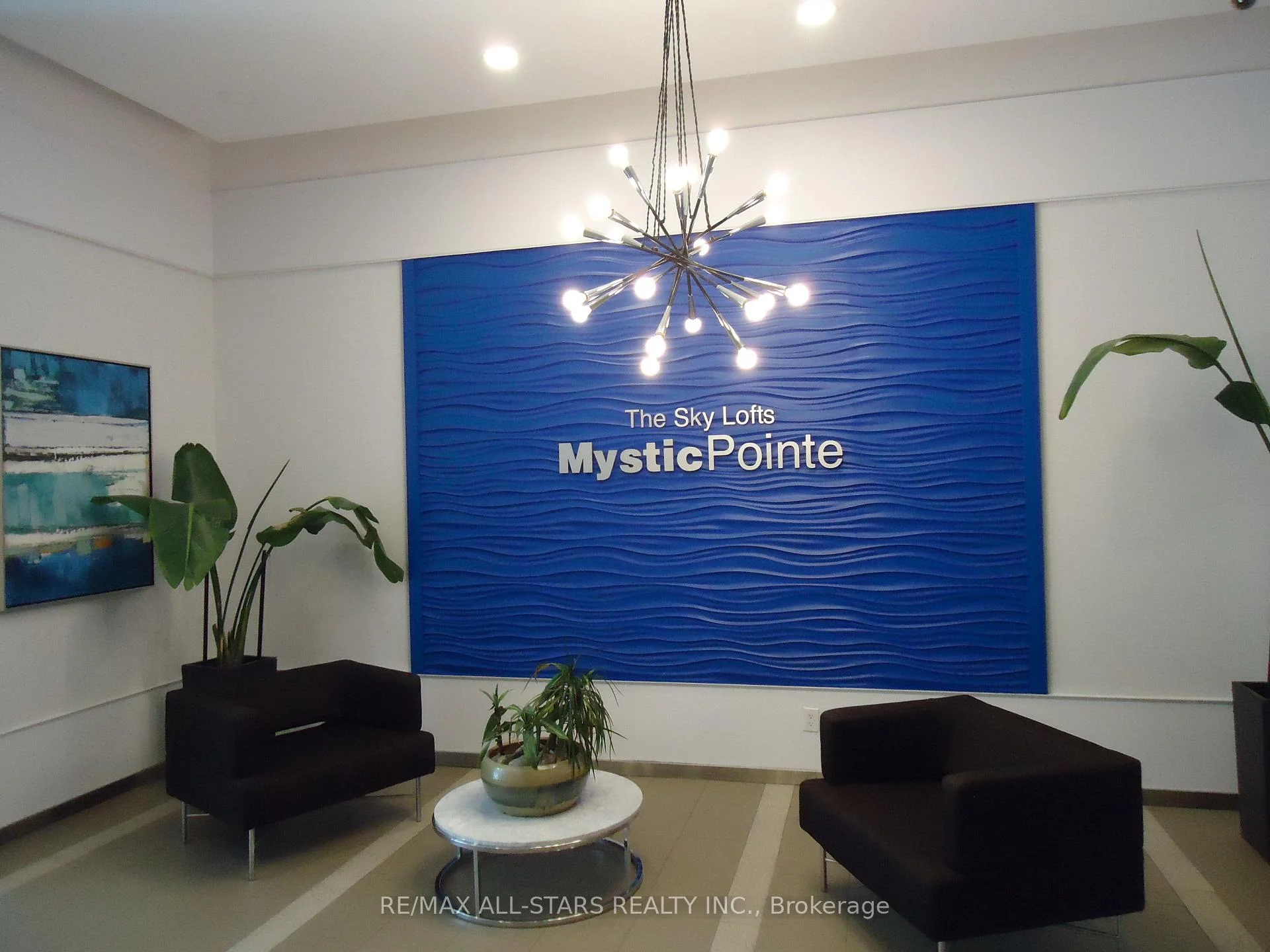 Photo 4 of Unit 621, 250 Manitoba Street, Etobicoke, Mimico — HOMEH
