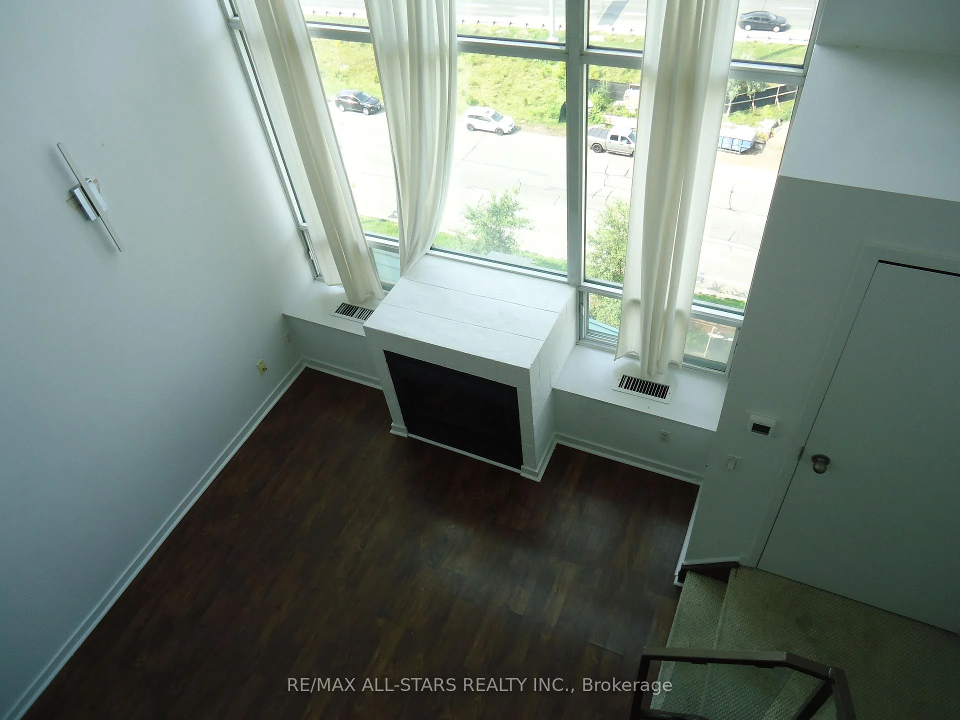 Photo 7 of Unit 621, 250 Manitoba Street, Etobicoke, Mimico — HOMEH