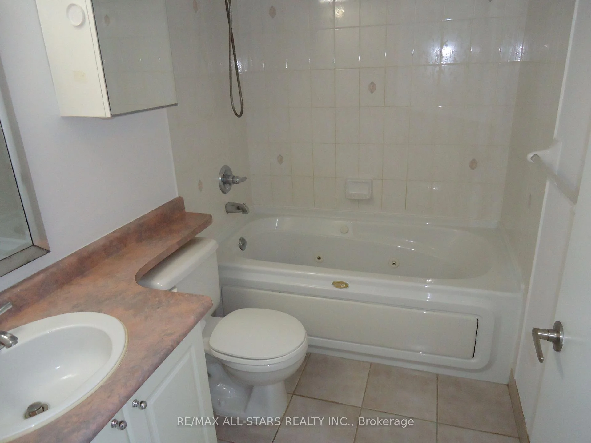 Photo 9 of Unit 621, 250 Manitoba Street, Etobicoke, Mimico — HOMEH