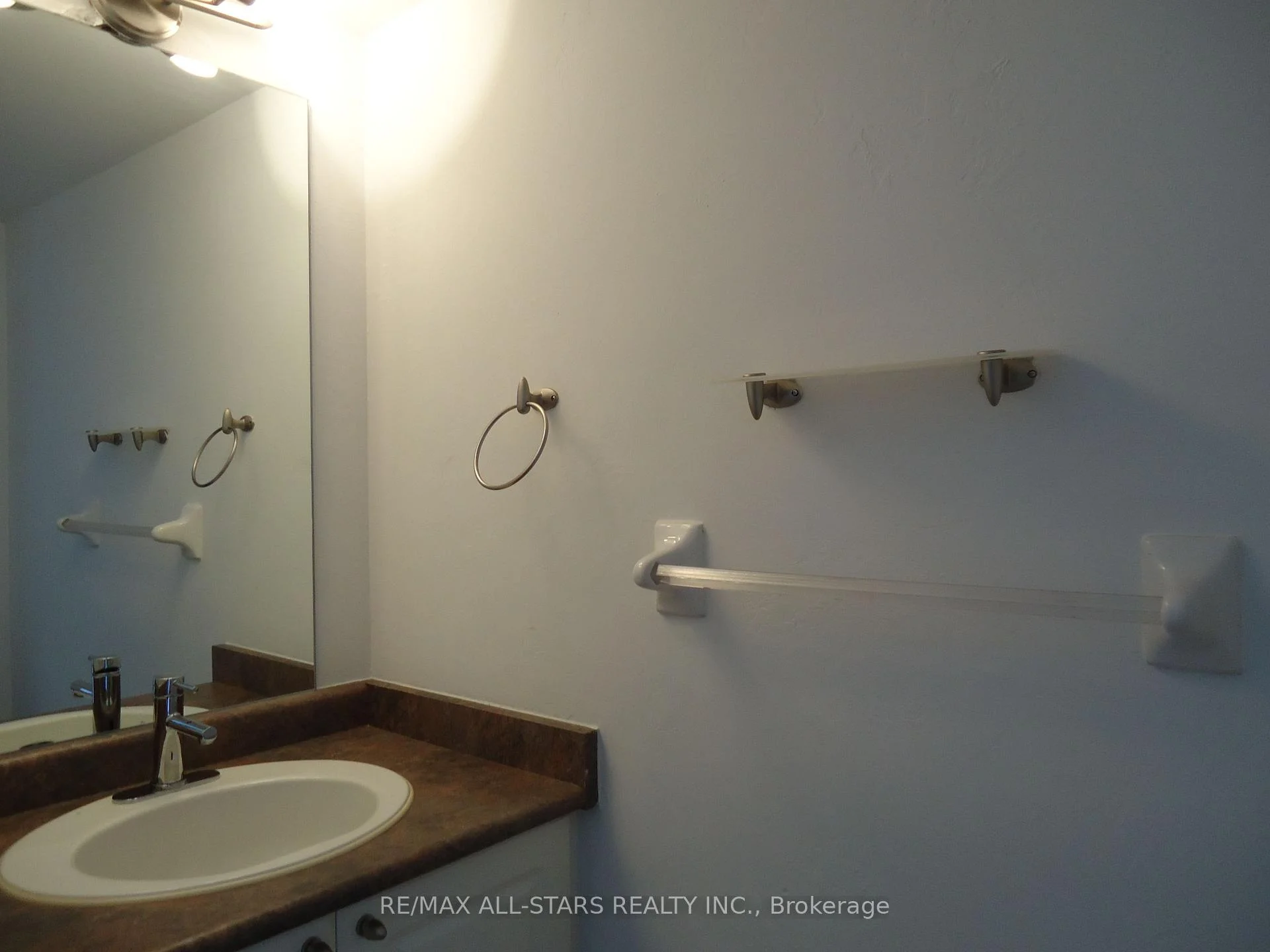 Photo 12 of Unit 621, 250 Manitoba Street, Etobicoke, Mimico — HOMEH