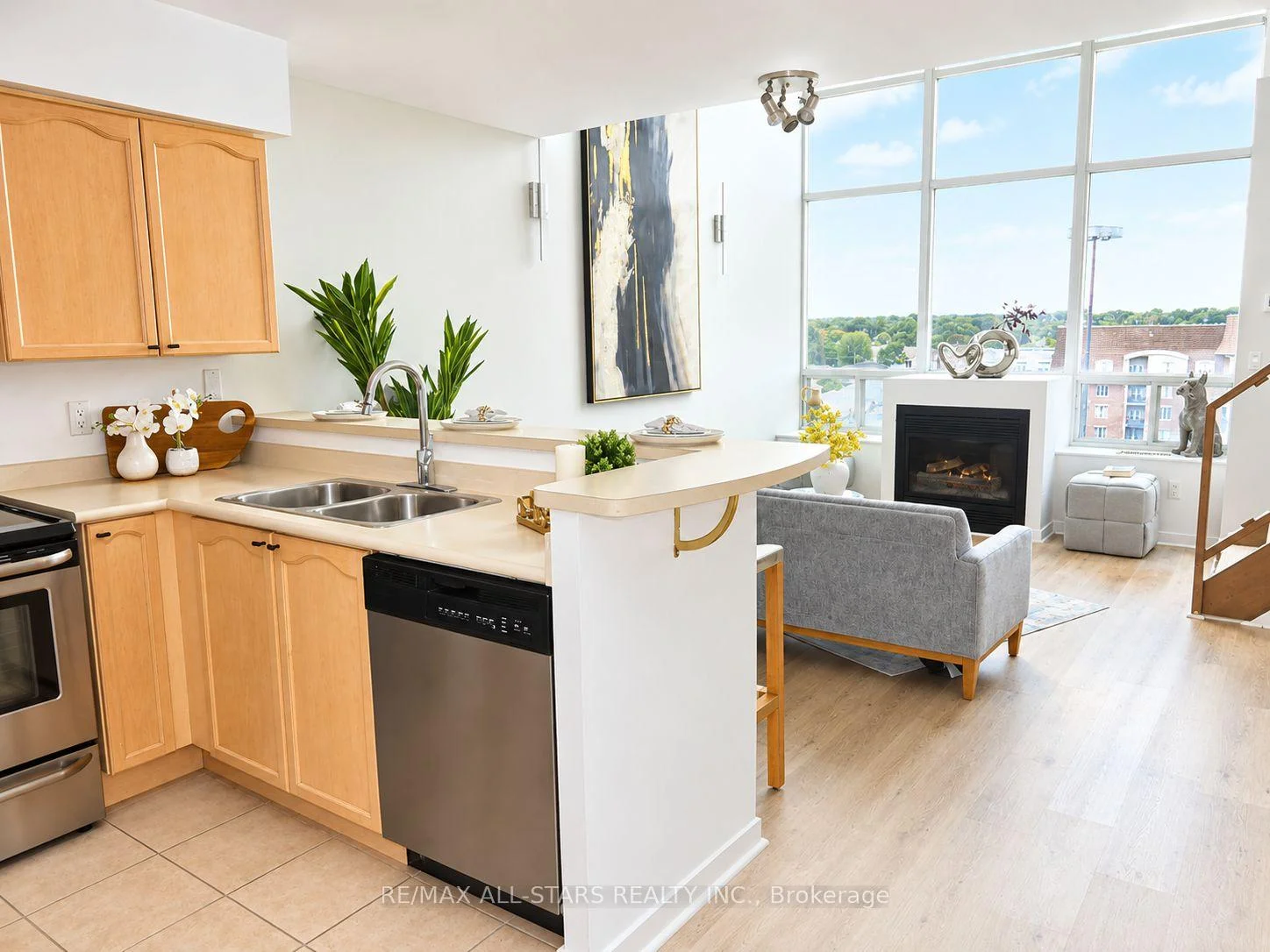 Photo 15 of Unit 621, 250 Manitoba Street, Etobicoke, Mimico — HOMEH