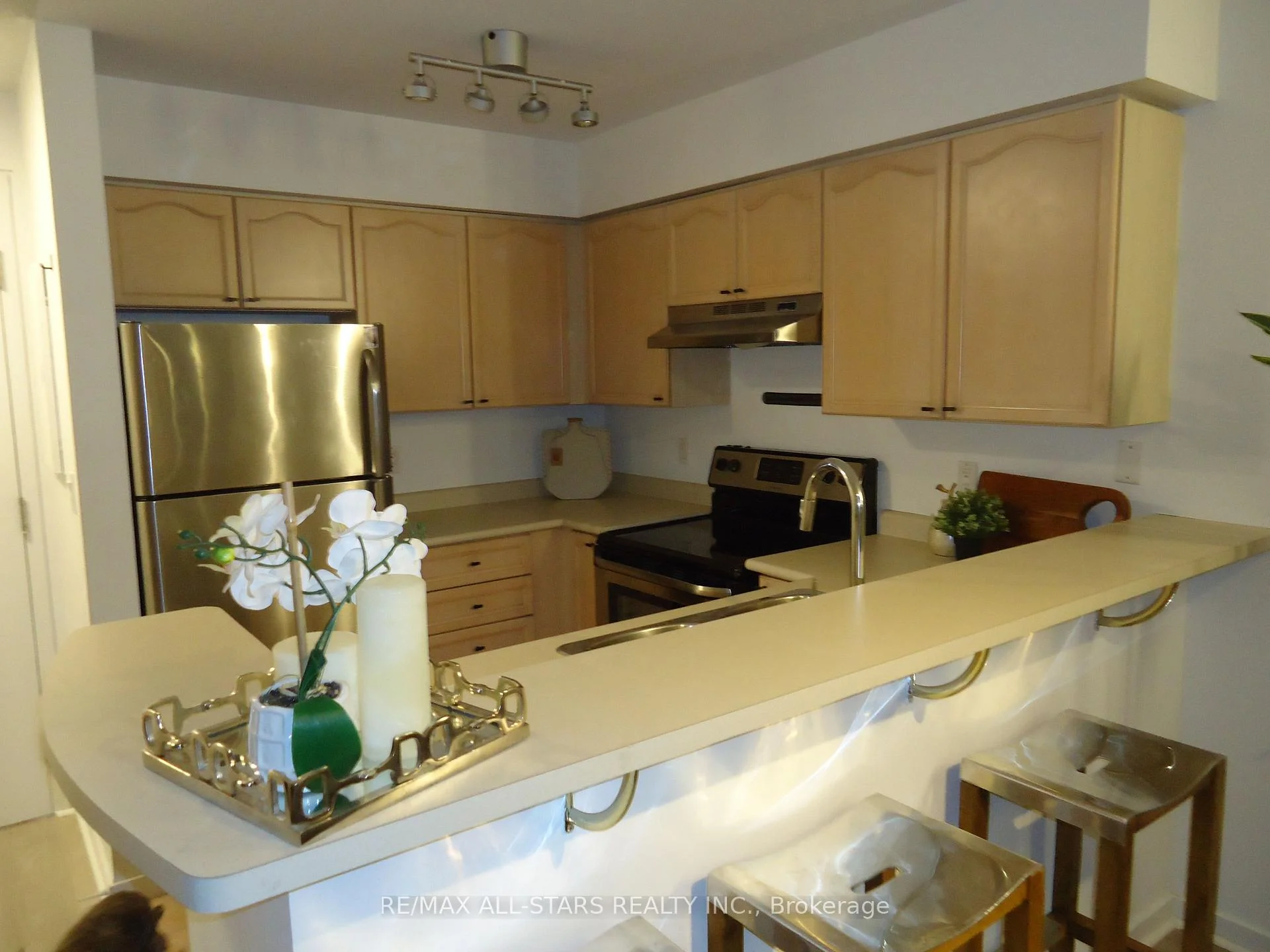 Photo 18 of Unit 621, 250 Manitoba Street, Etobicoke, Mimico — HOMEH
