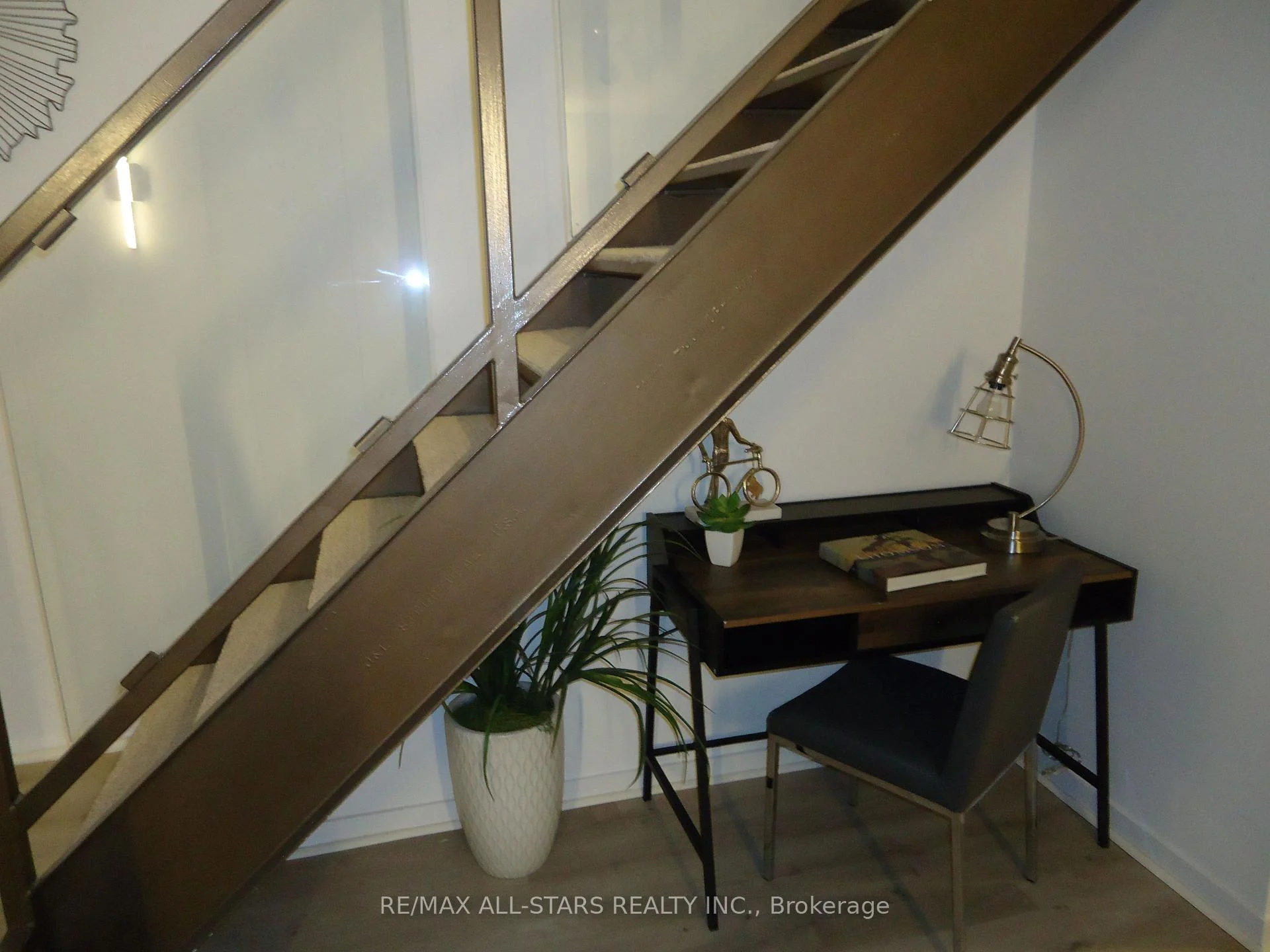Photo 30 of Unit 621, 250 Manitoba Street, Etobicoke, Mimico — HOMEH