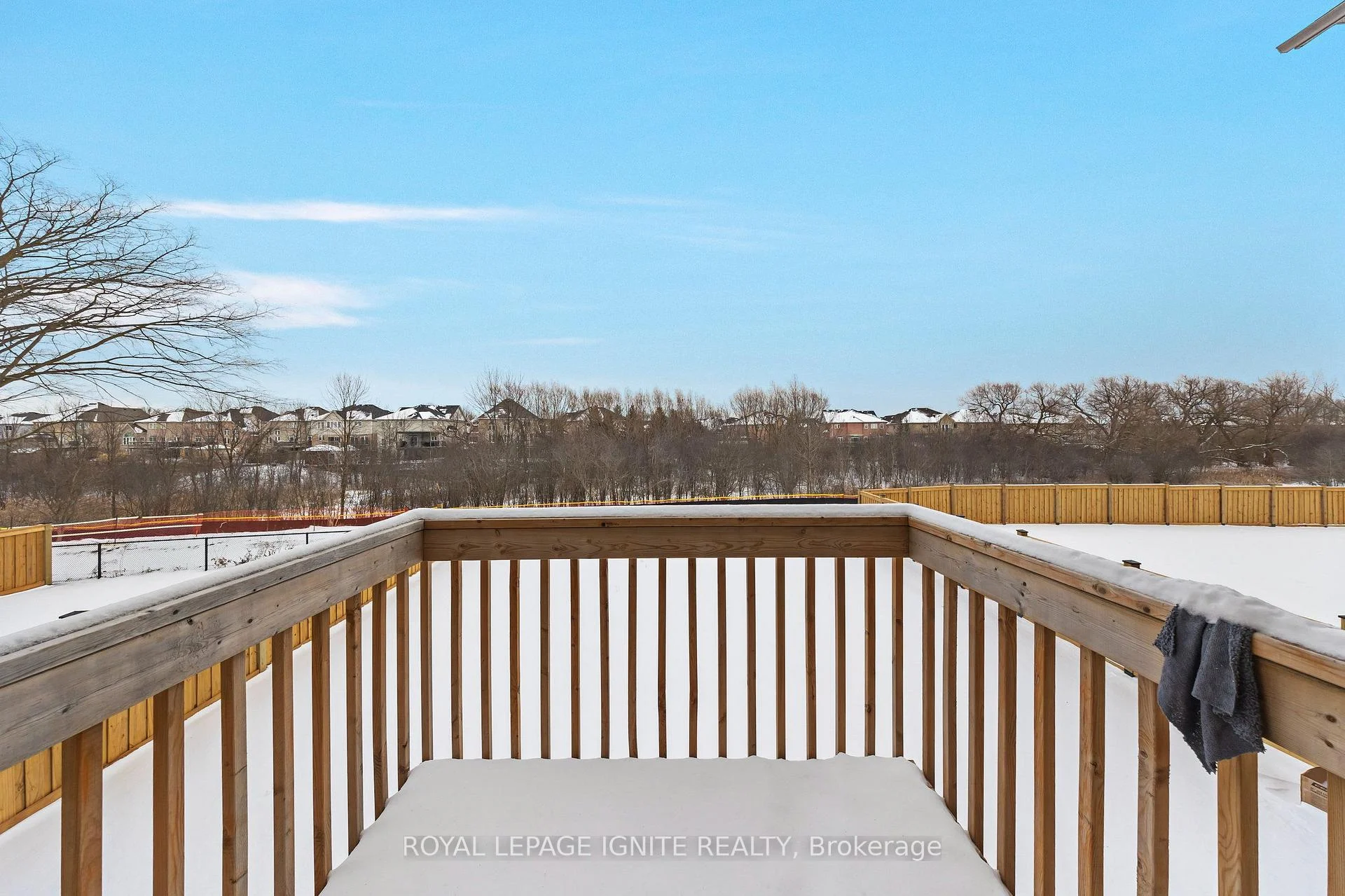 Photo 34 of 82 Closson Drive, Whitby, Lynde Creek — HOMEH
