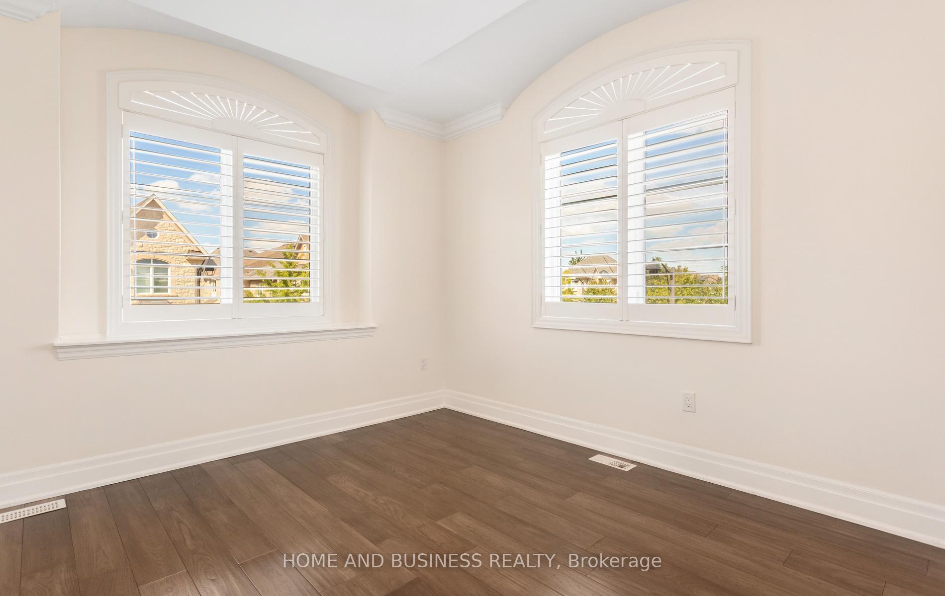 Photo 55 of 126 Mcwilliams Crescent, Oakville, Glenorchy — HOMEH