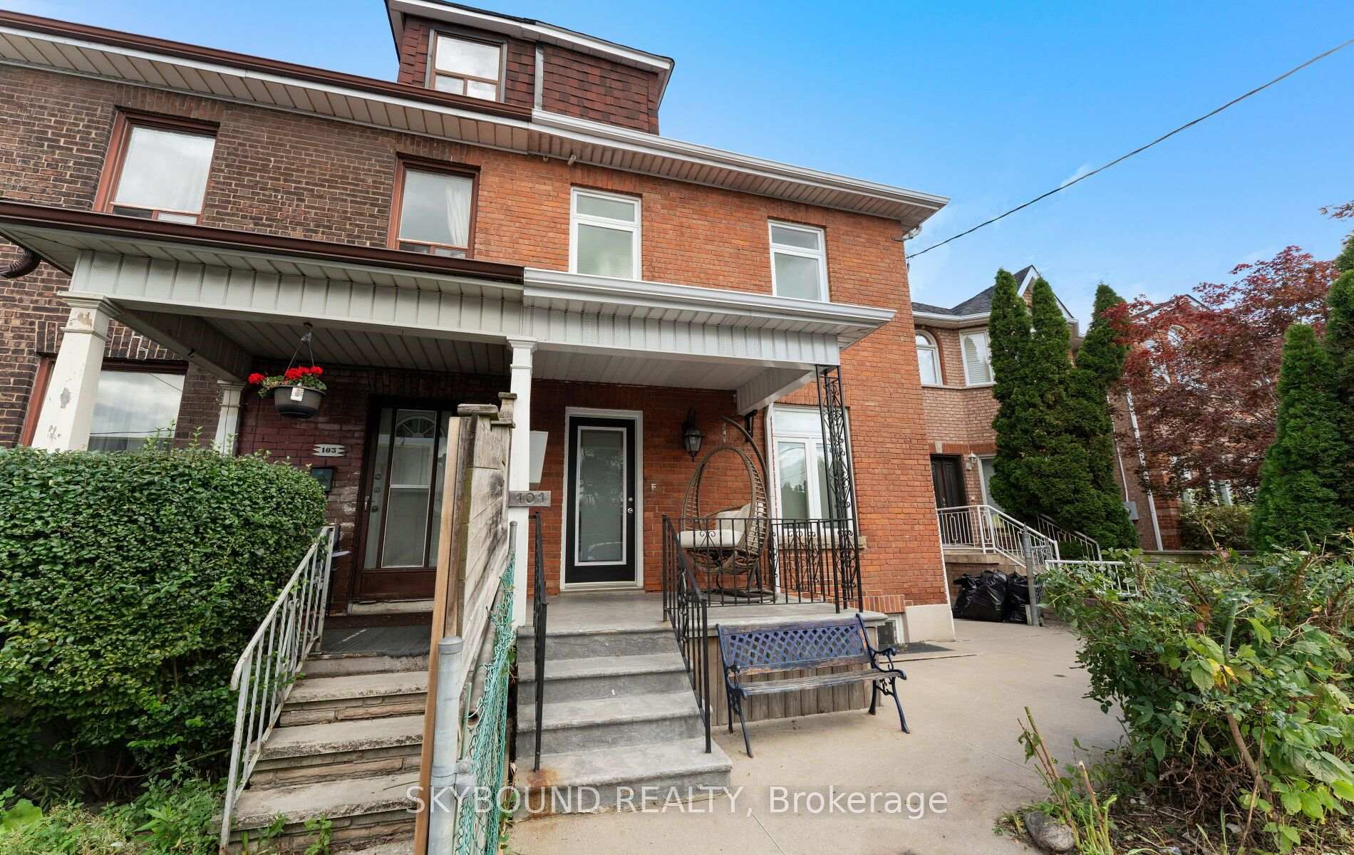 Photo 2 of 101 Ford Street, Toronto, Weston-Pellam Park — HOMEH