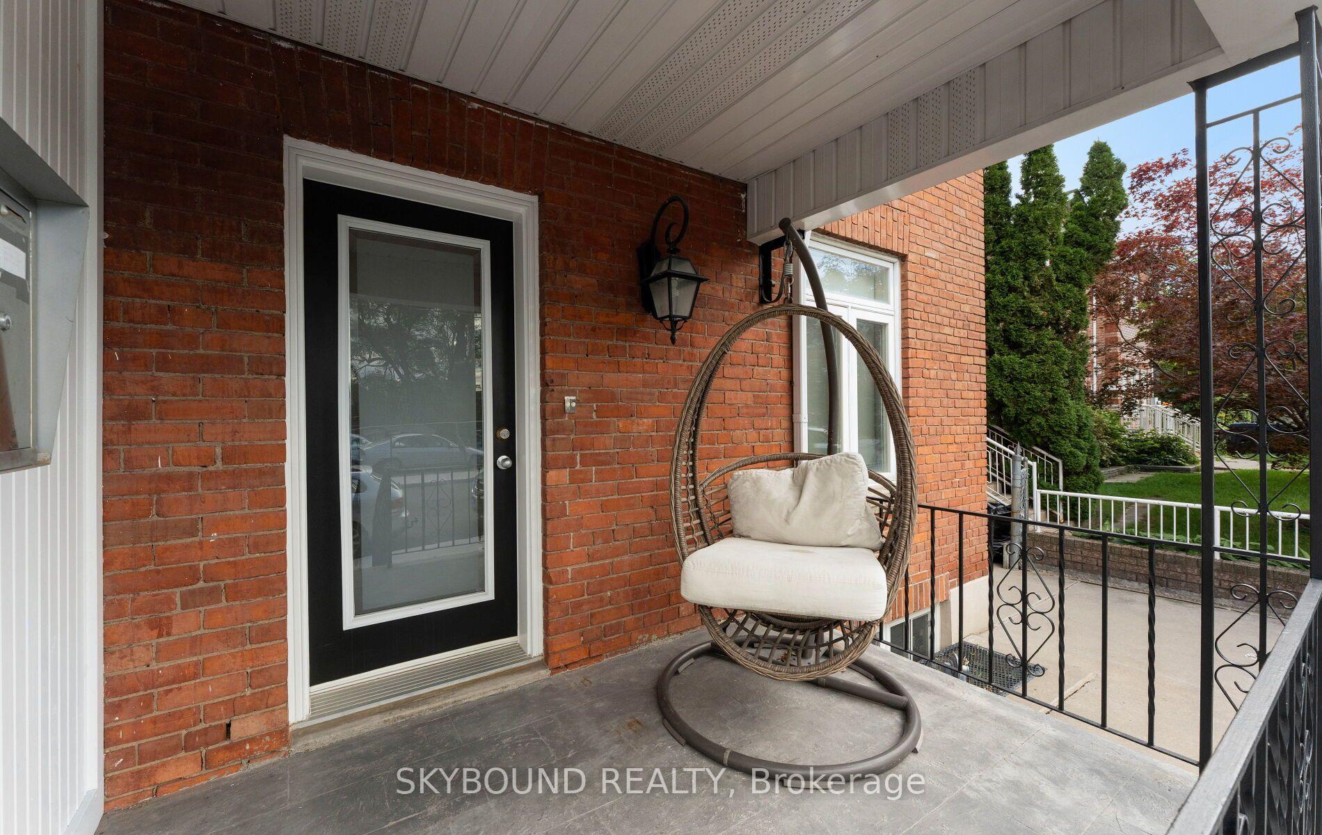Photo 3 of 101 Ford Street, Toronto, Weston-Pellam Park — HOMEH