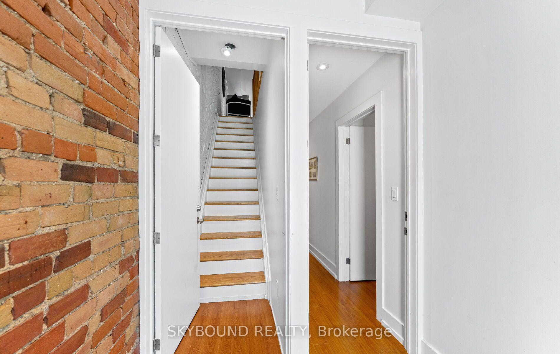 Photo 6 of 101 Ford Street, Toronto, Weston-Pellam Park — HOMEH