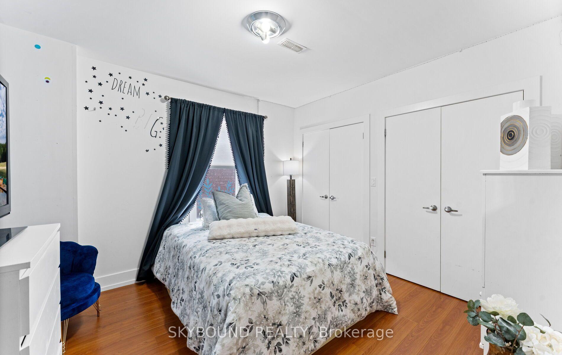 Photo 20 of 101 Ford Street, Toronto, Weston-Pellam Park — HOMEH