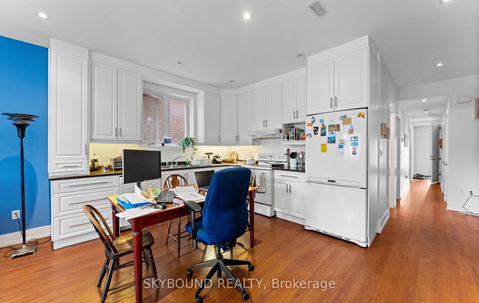 Photo 31 of 101 Ford Street, Toronto, Weston-Pellam Park — HOMEH