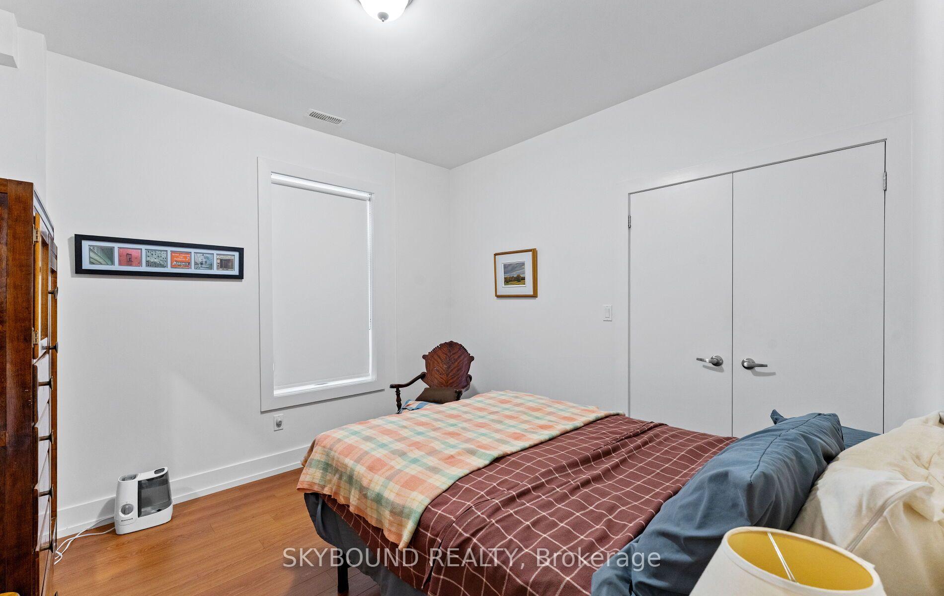Photo 35 of 101 Ford Street, Toronto, Weston-Pellam Park — HOMEH