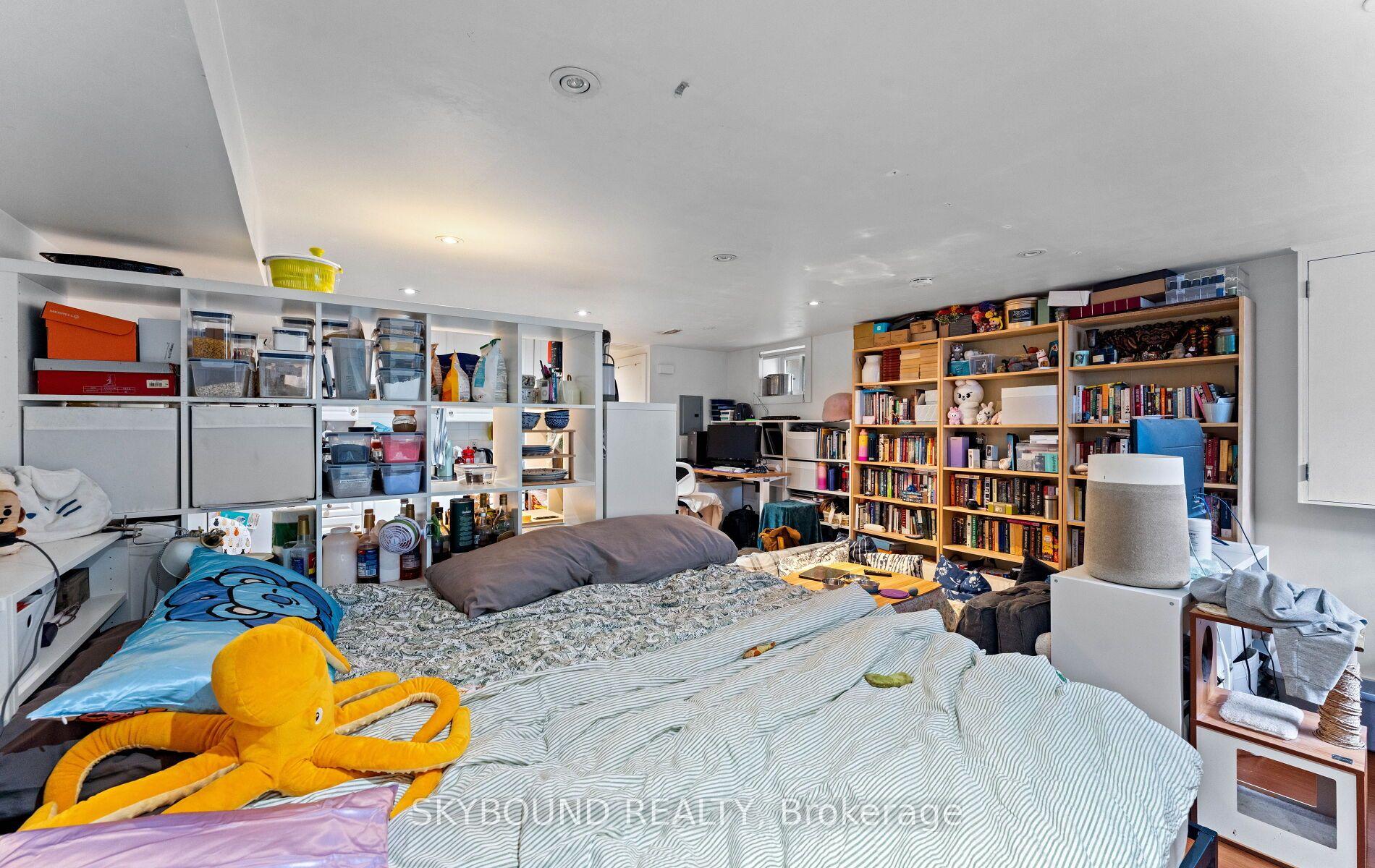Photo 39 of 101 Ford Street, Toronto, Weston-Pellam Park — HOMEH