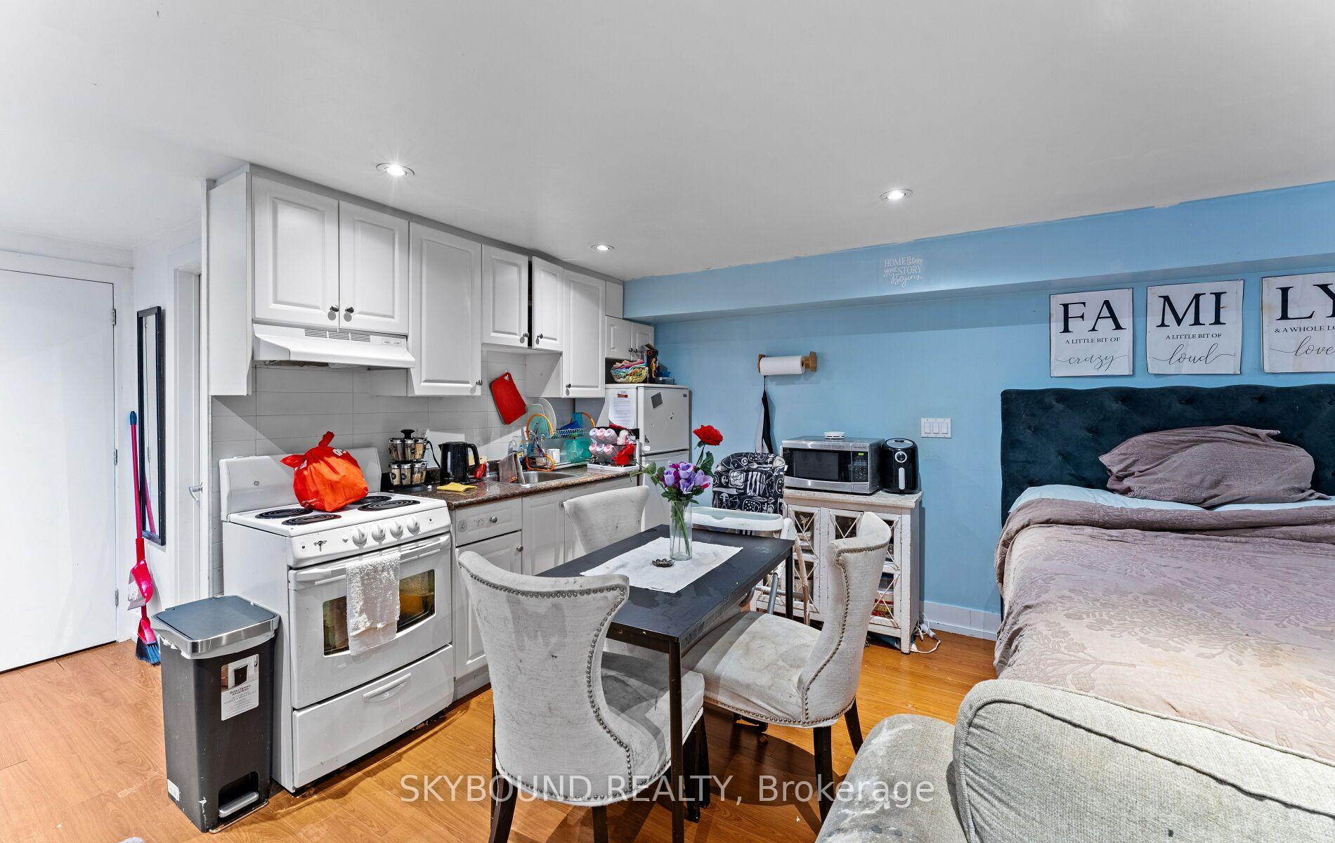 Photo 46 of 101 Ford Street, Toronto, Weston-Pellam Park — HOMEH