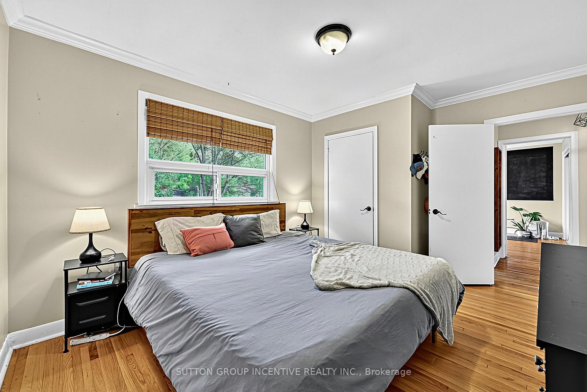 Photo 15 of 163 Grove Street E, Barrie, Wellington — HOMEH