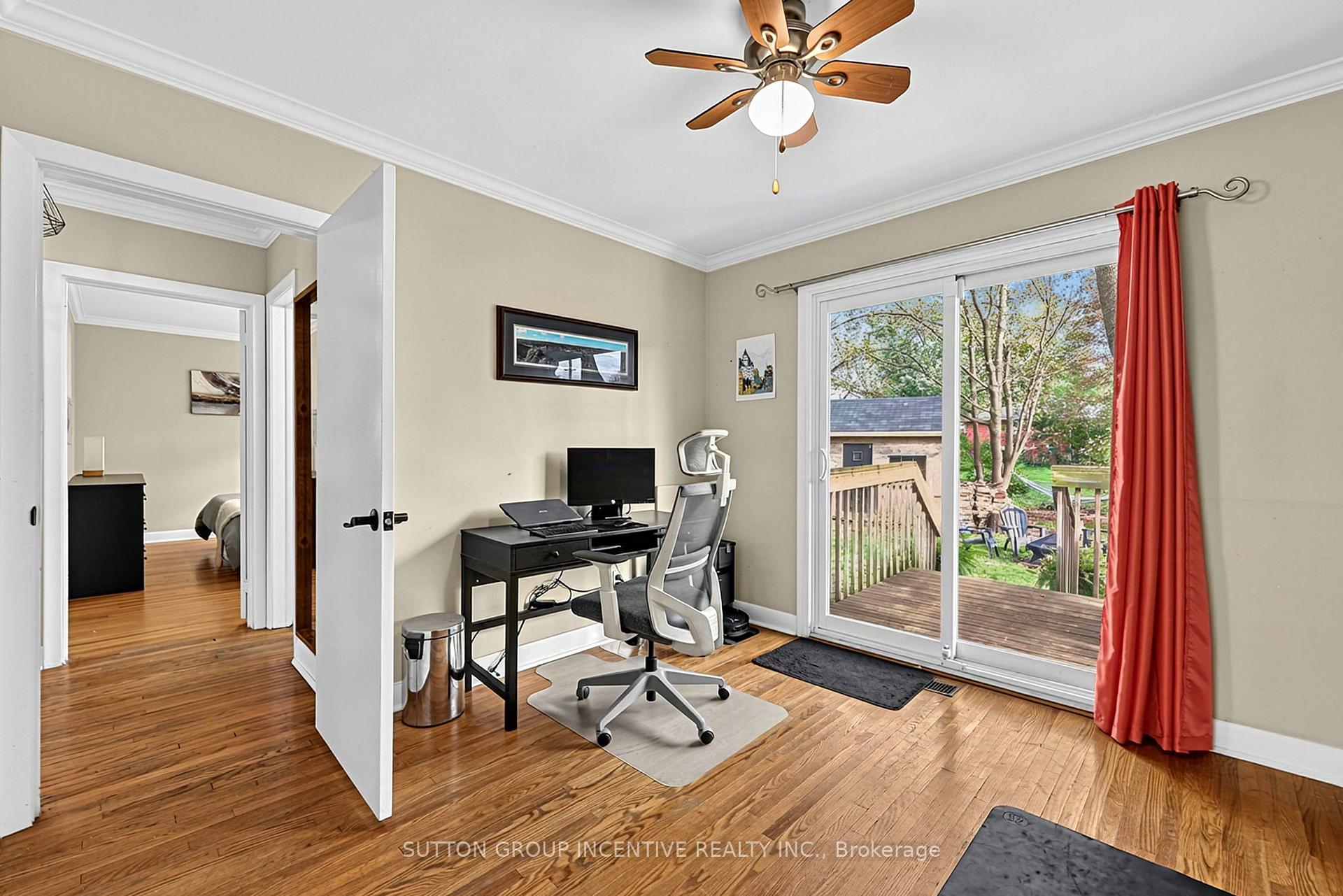 Photo 19 of 163 Grove Street E, Barrie, Wellington — HOMEH