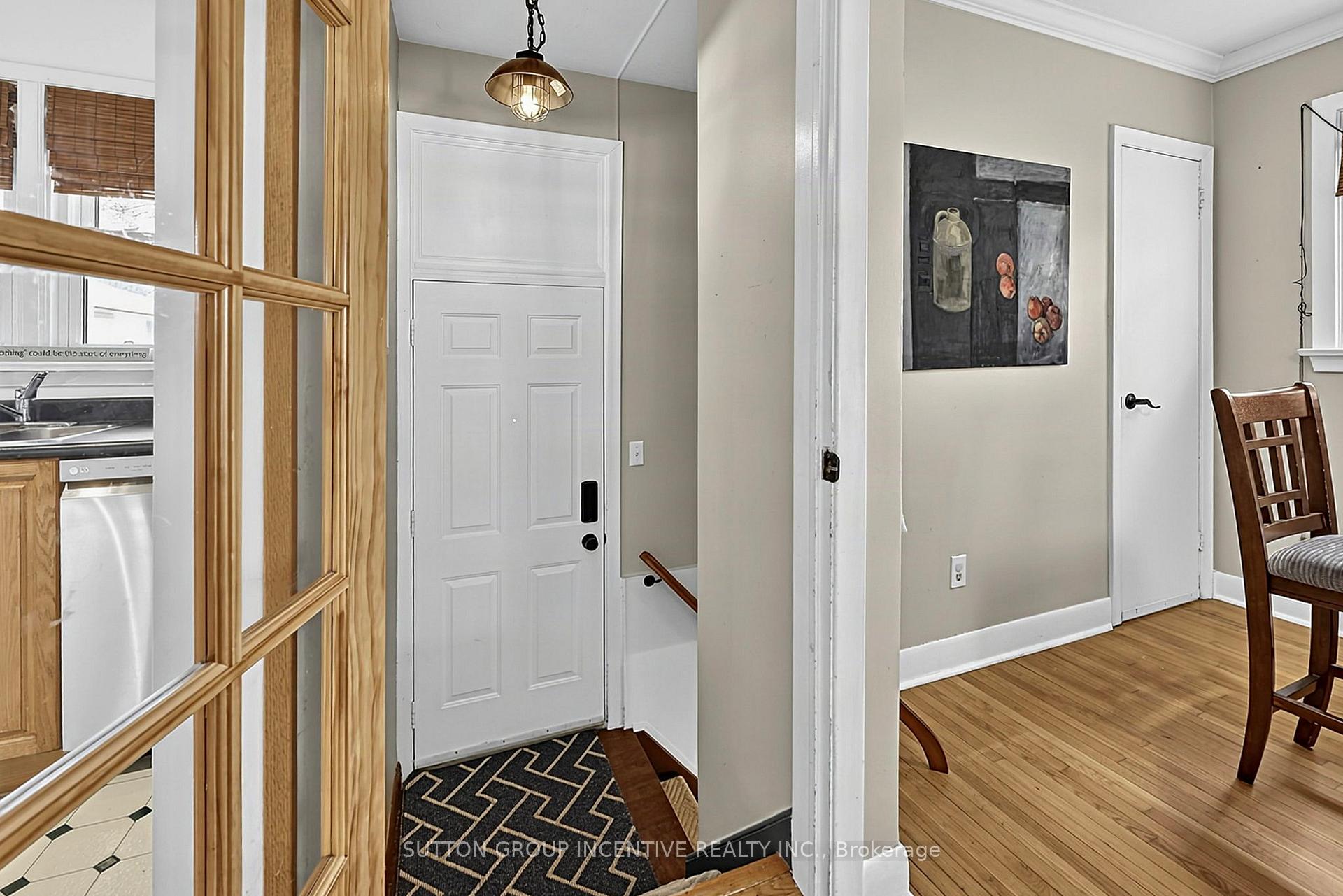 Photo 21 of 163 Grove Street E, Barrie, Wellington — HOMEH
