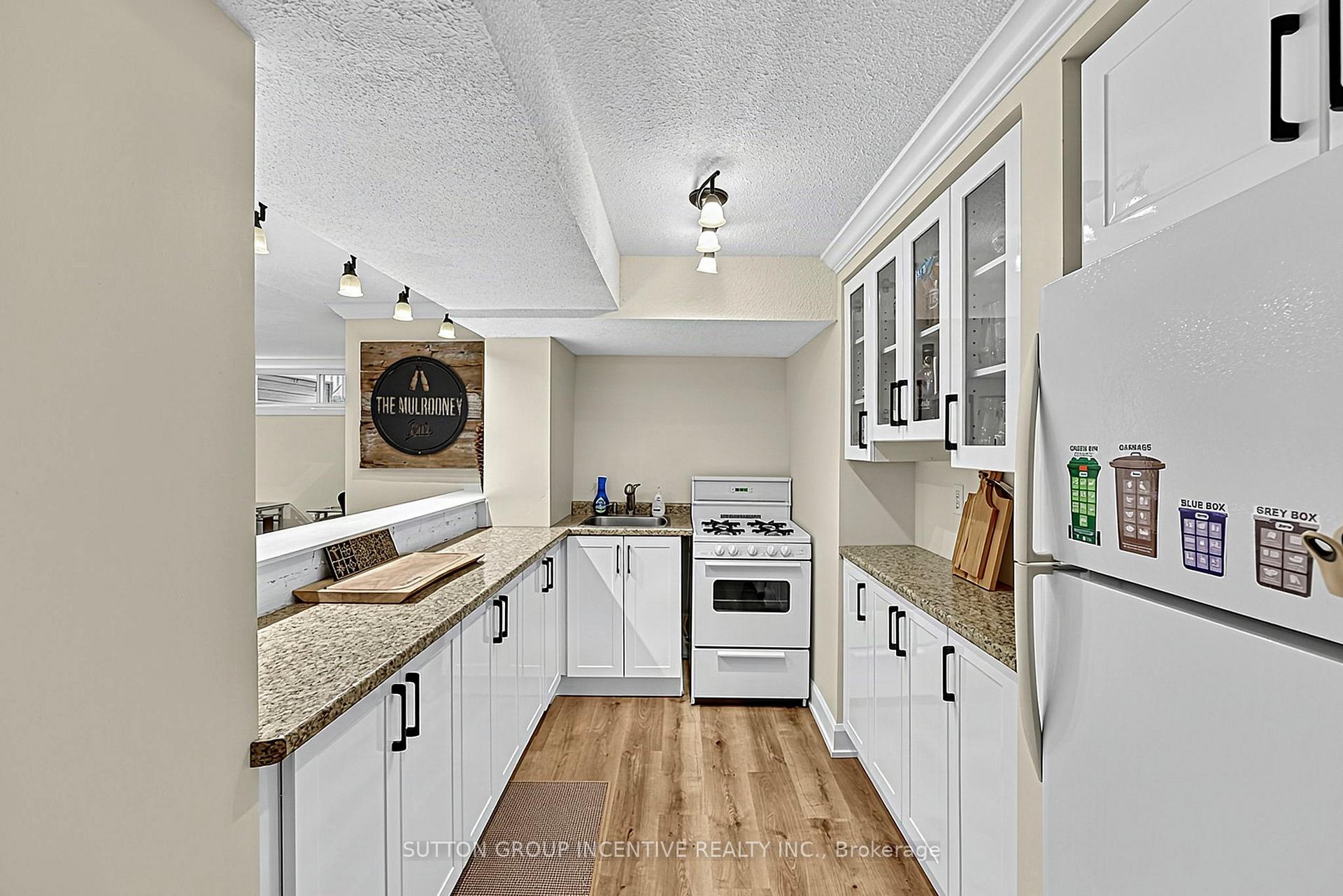 Photo 29 of 163 Grove Street E, Barrie, Wellington — HOMEH