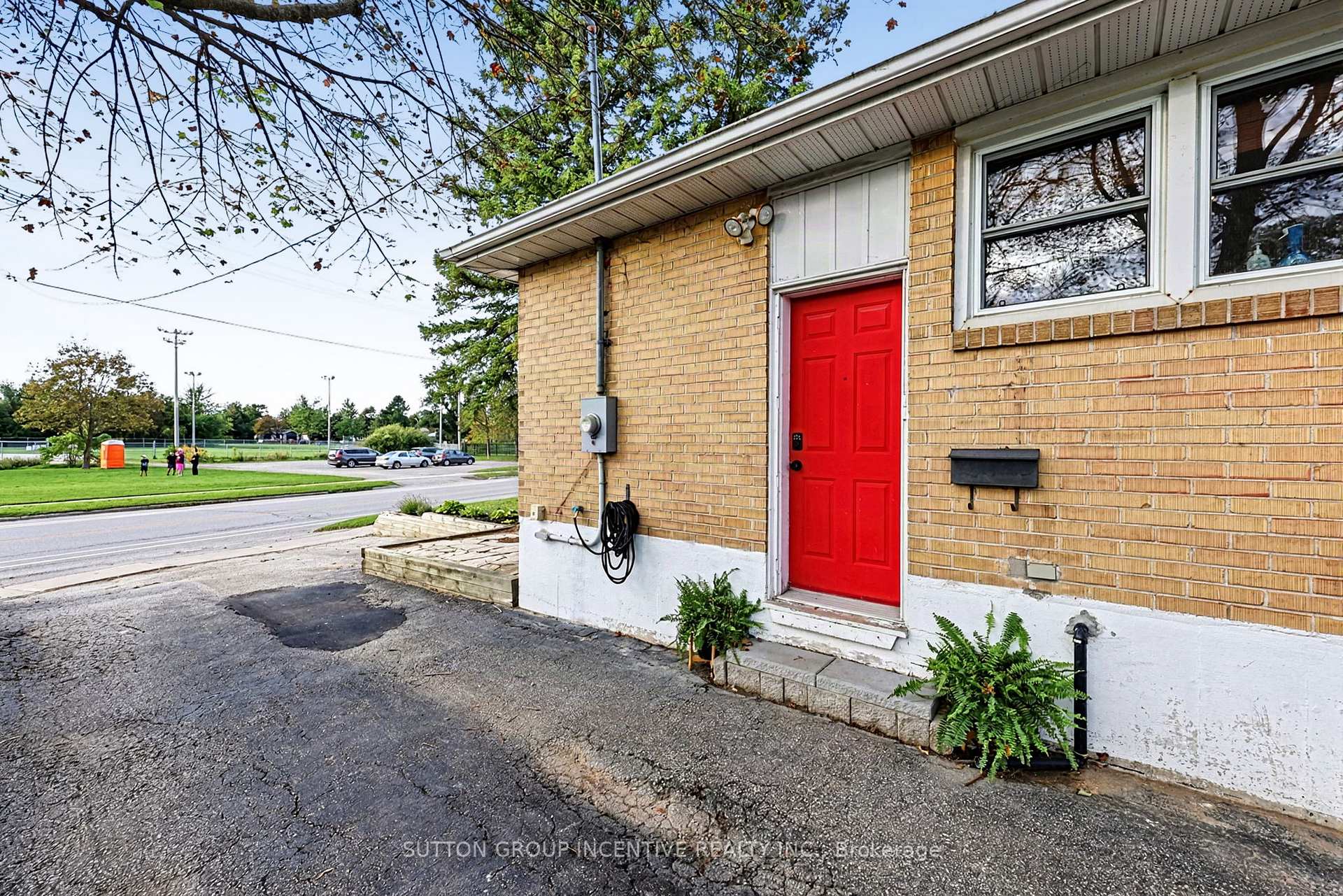Photo 34 of 163 Grove Street E, Barrie, Wellington — HOMEH