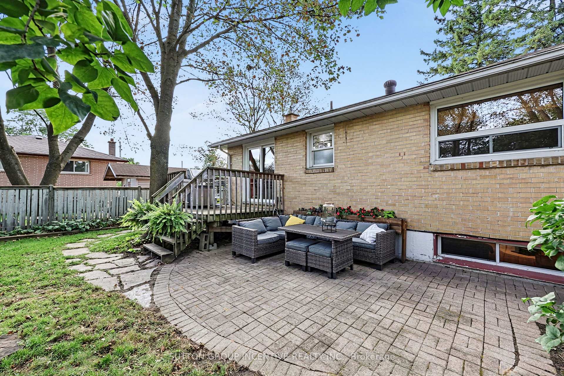 Photo 36 of 163 Grove Street E, Barrie, Wellington — HOMEH
