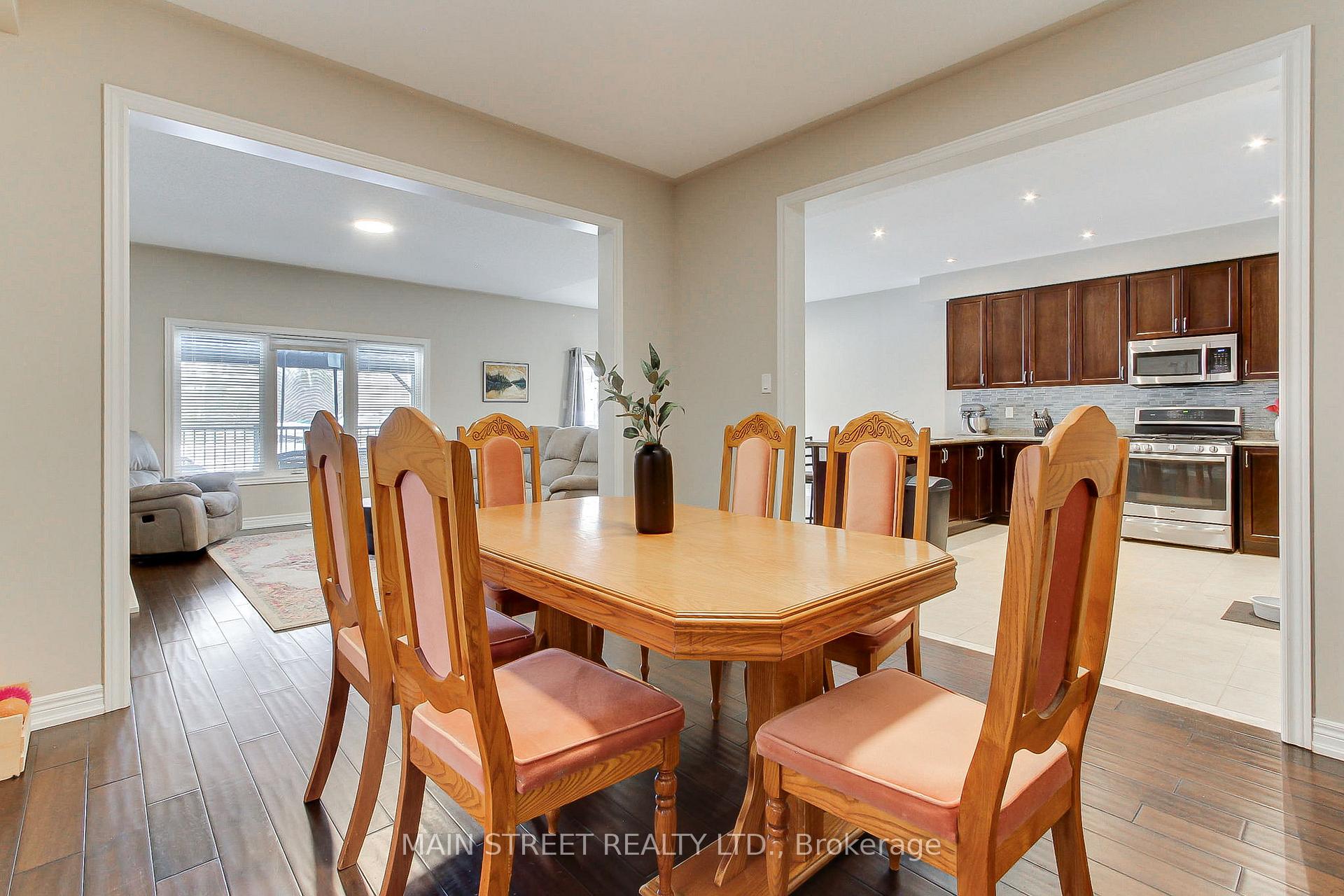 Photo 7 of 42 Prosser Crescent, Georgina, Sutton & Jackson's Point — HOMEH