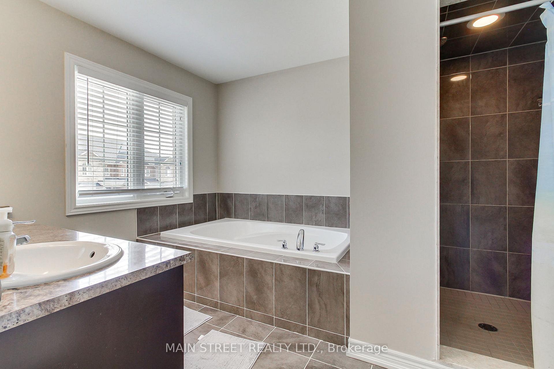 Photo 18 of 42 Prosser Crescent, Georgina, Sutton & Jackson's Point — HOMEH