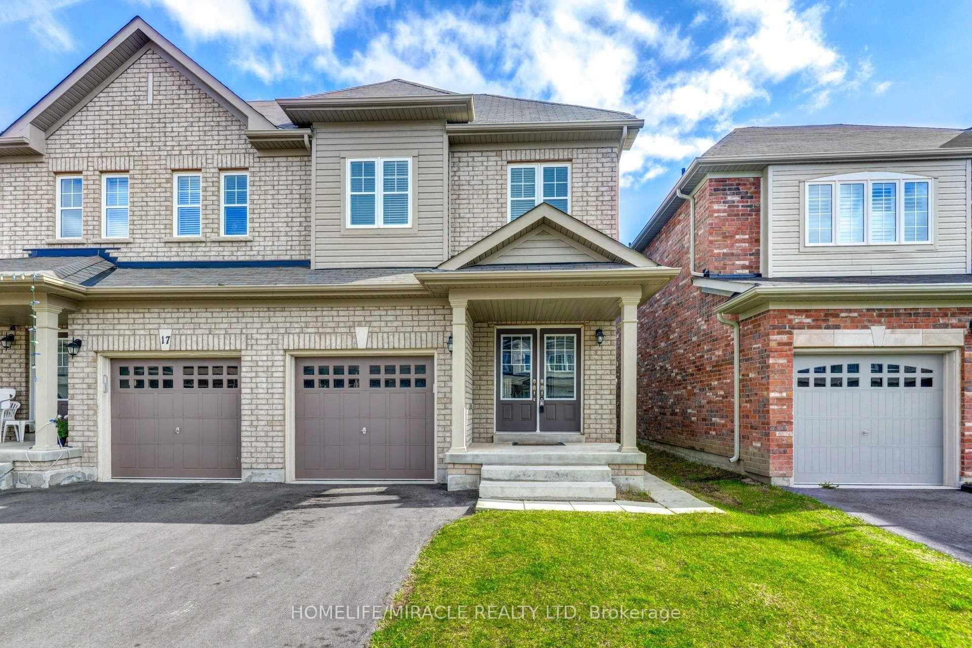 Photo 2 of 15 Banbridge Crescent, Brampton, Credit Valley — HOMEH