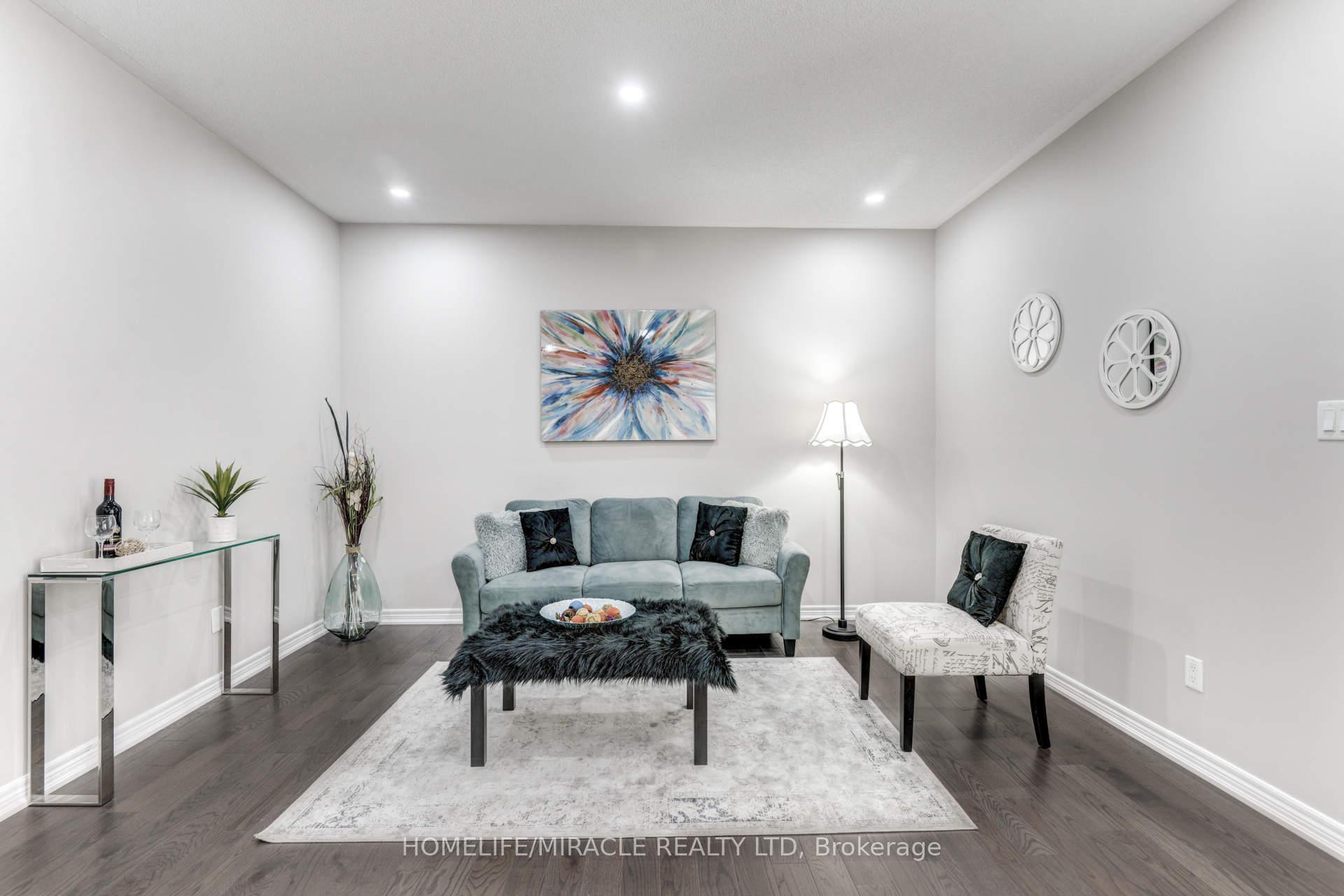 Photo 14 of 15 Banbridge Crescent, Brampton, Credit Valley — HOMEH