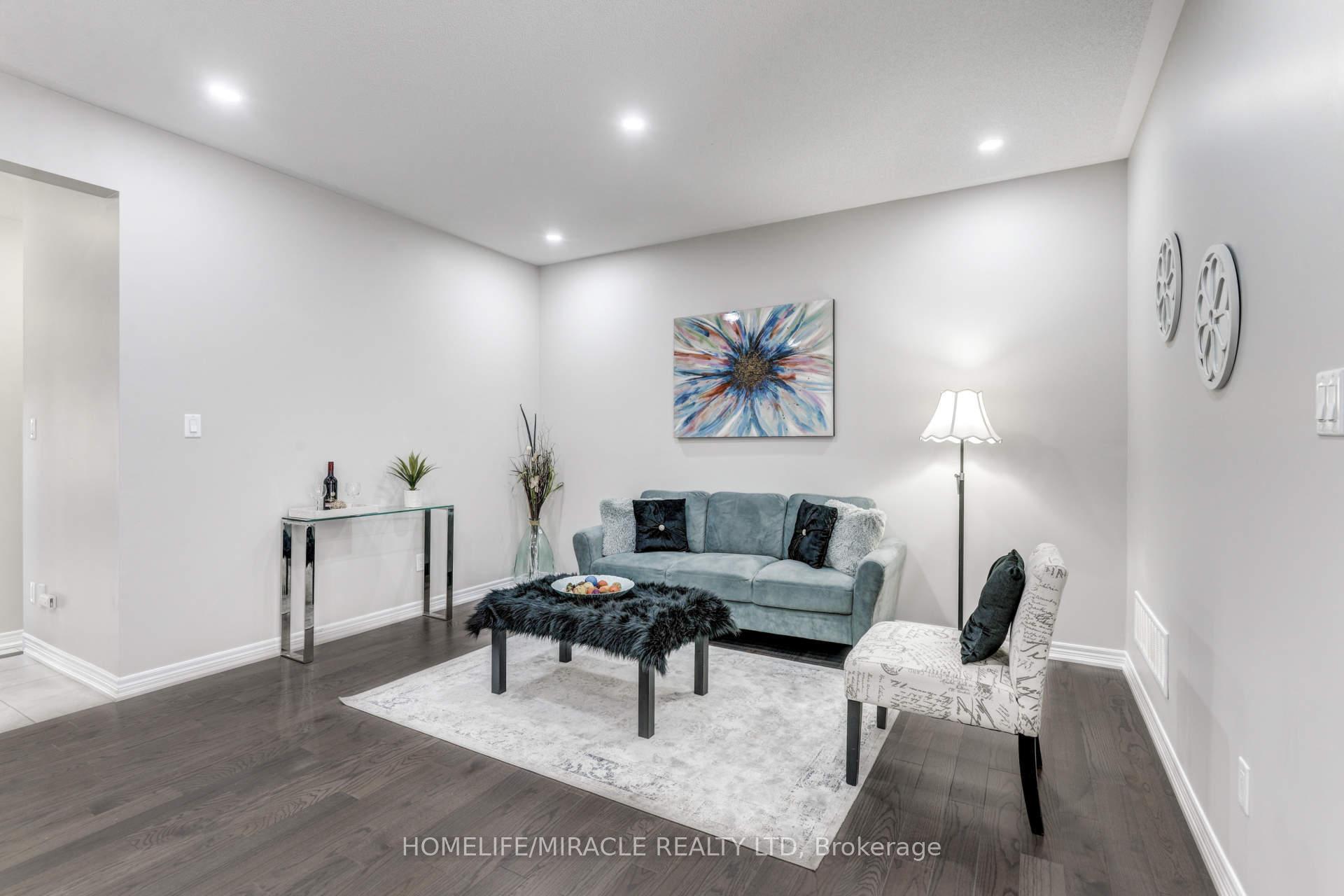 Photo 16 of 15 Banbridge Crescent, Brampton, Credit Valley — HOMEH