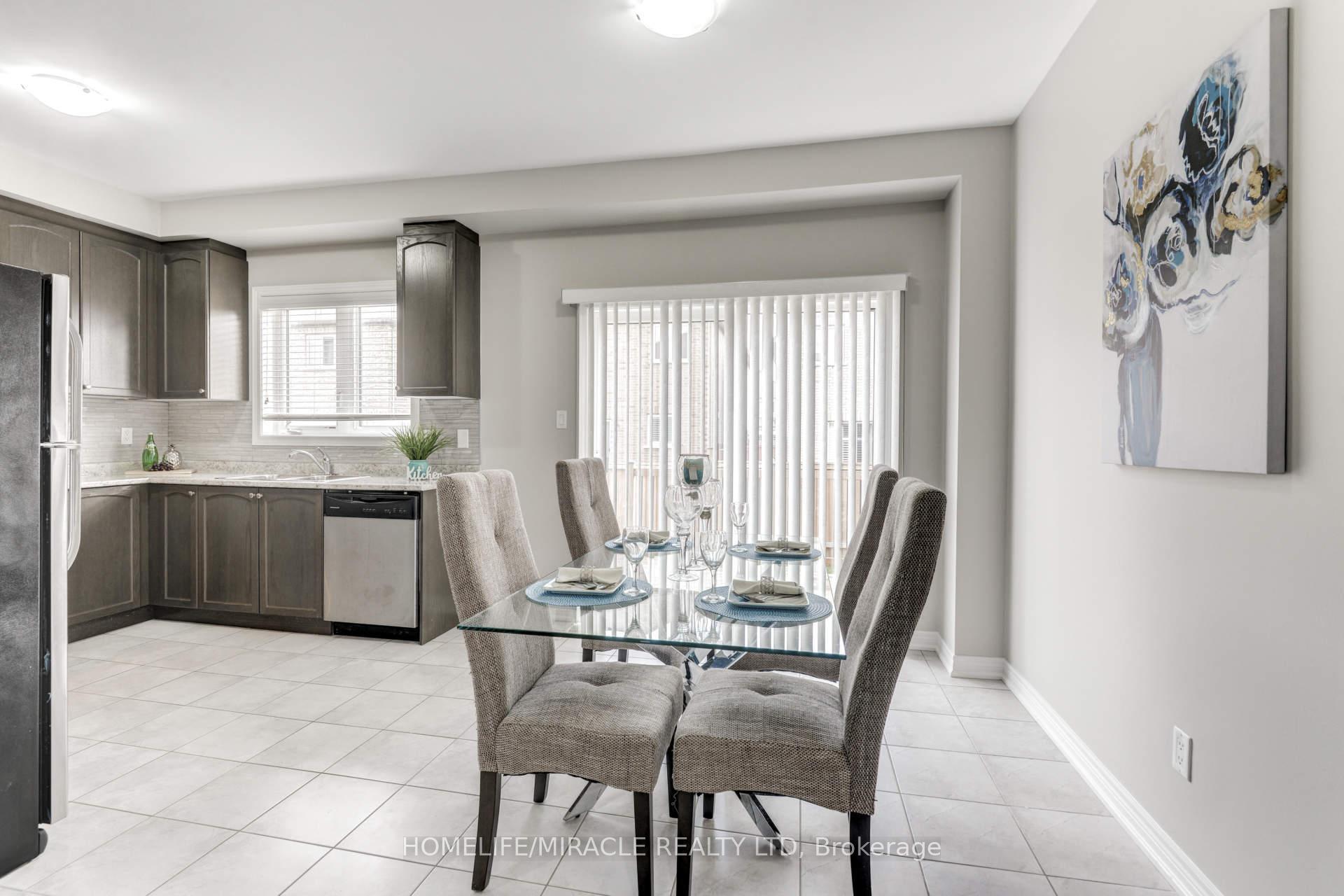 Photo 22 of 15 Banbridge Crescent, Brampton, Credit Valley — HOMEH