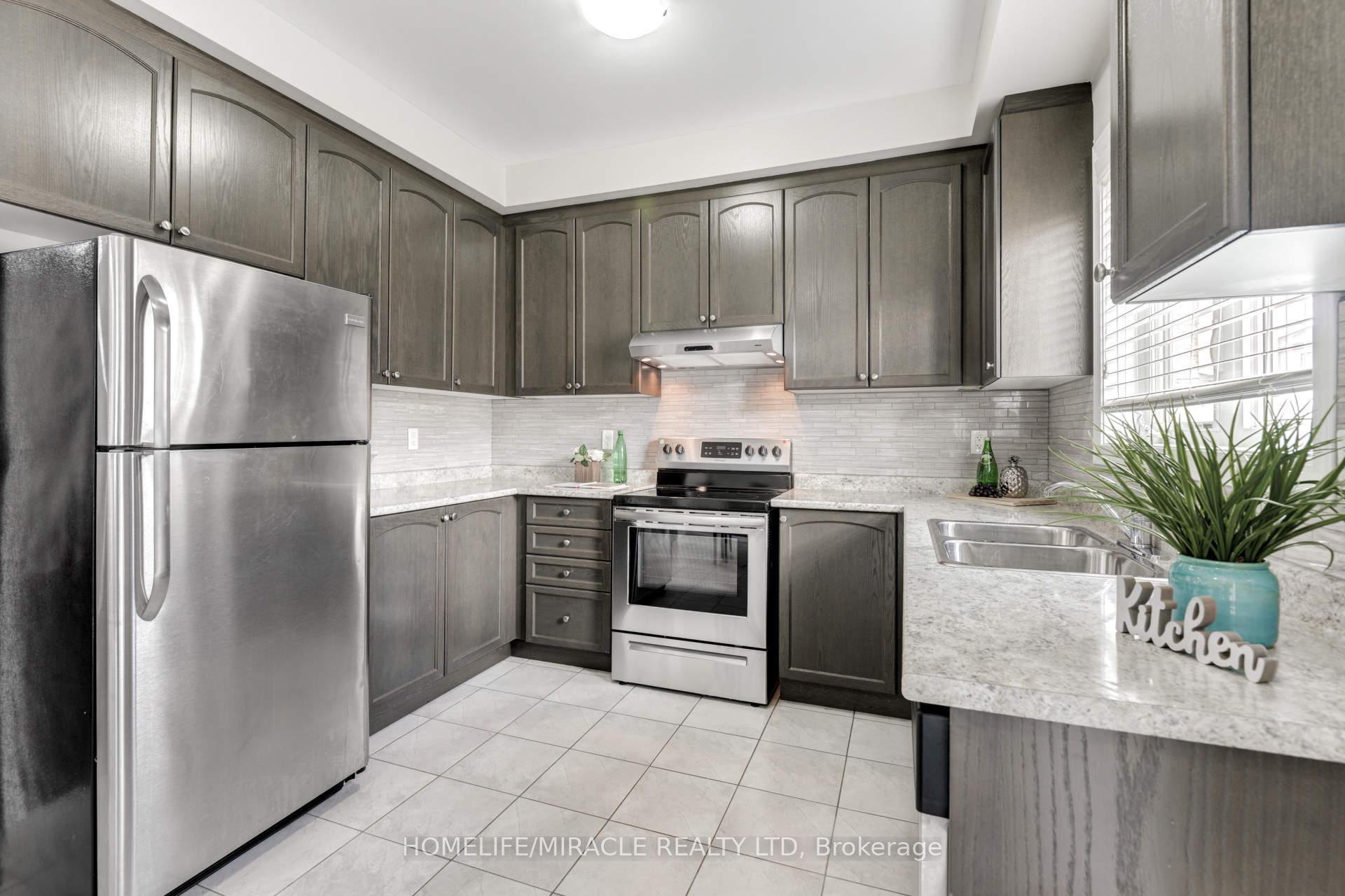 Photo 26 of 15 Banbridge Crescent, Brampton, Credit Valley — HOMEH