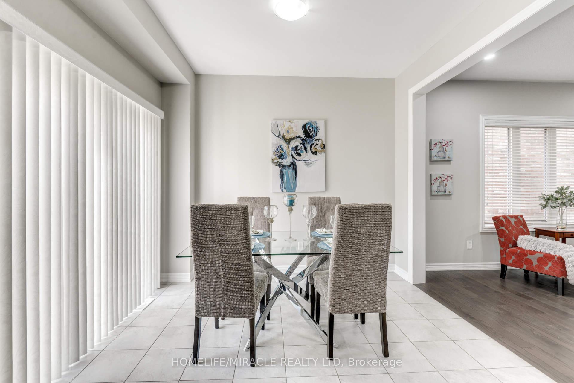 Photo 28 of 15 Banbridge Crescent, Brampton, Credit Valley — HOMEH