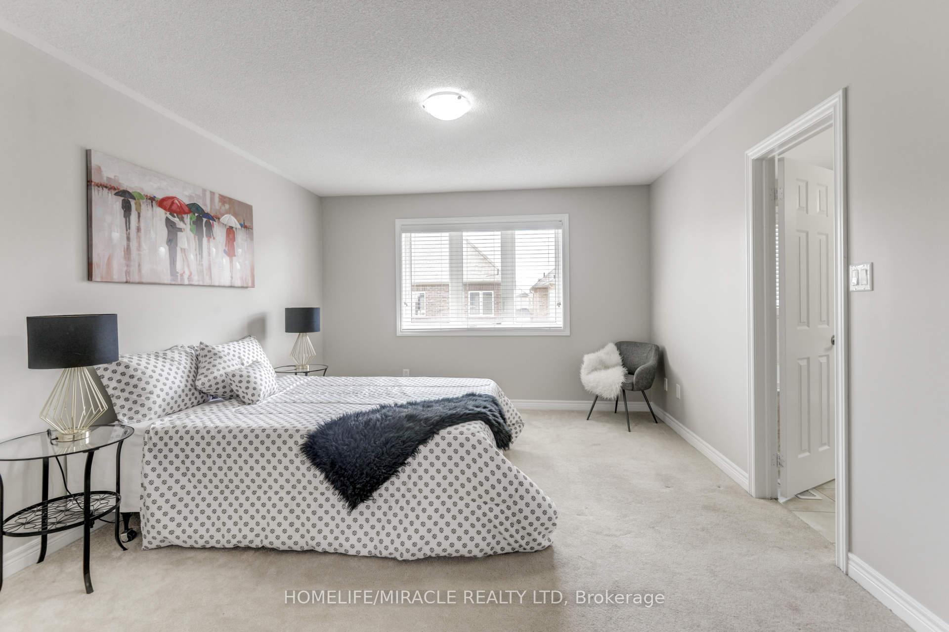 Photo 39 of 15 Banbridge Crescent, Brampton, Credit Valley — HOMEH
