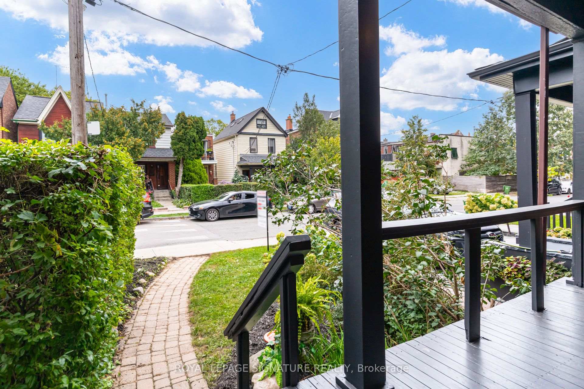 Photo 4 of 426 Delaware Avenue, Toronto, Dovercourt-Wallace Emerson-Junction — HOMEH