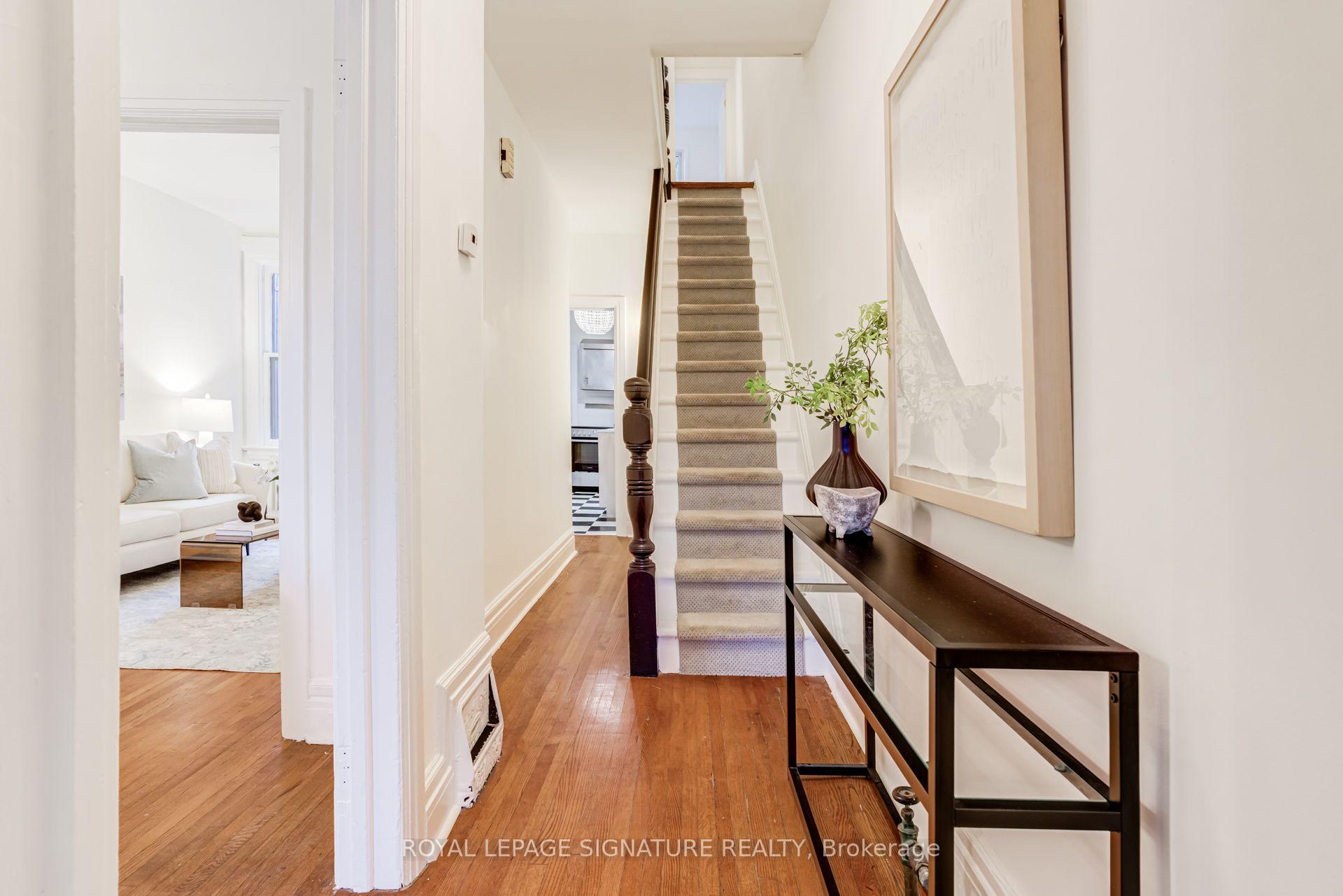 Photo 6 of 426 Delaware Avenue, Toronto, Dovercourt-Wallace Emerson-Junction — HOMEH