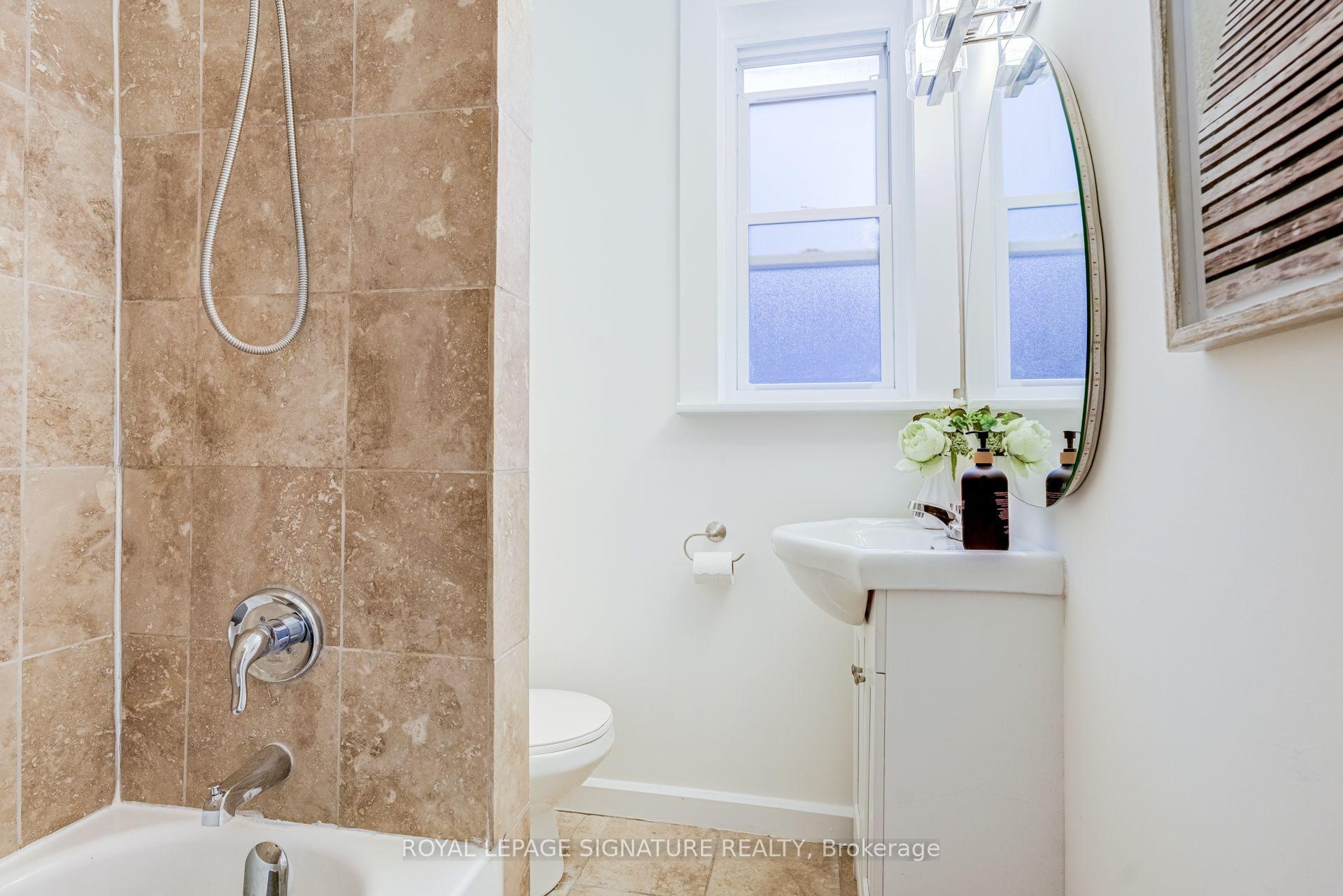 Photo 31 of 426 Delaware Avenue, Toronto, Dovercourt-Wallace Emerson-Junction — HOMEH