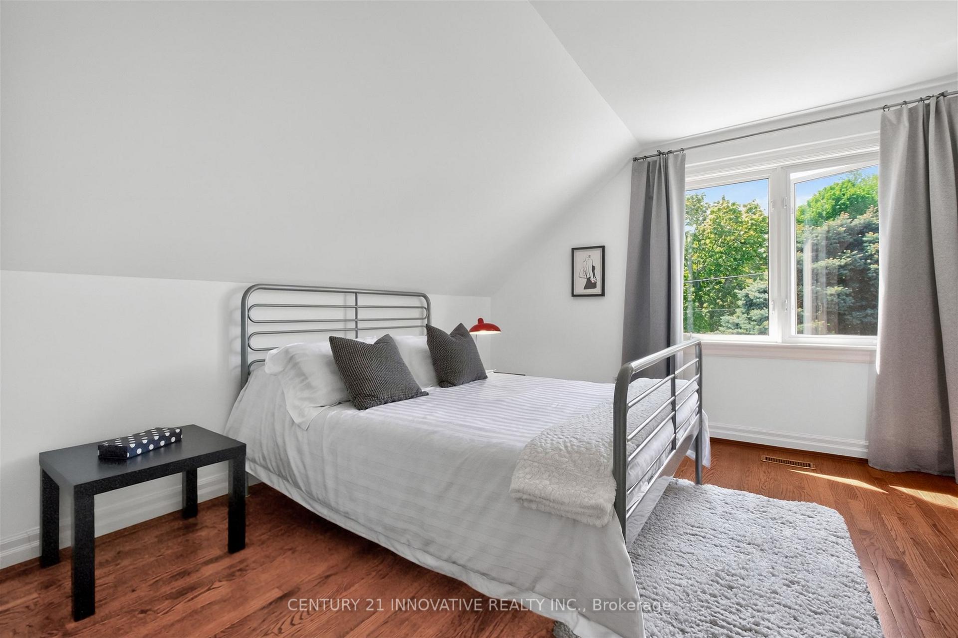 Photo 24 of 36 Martindale Road, Scarborough, Cliffcrest — HOMEH