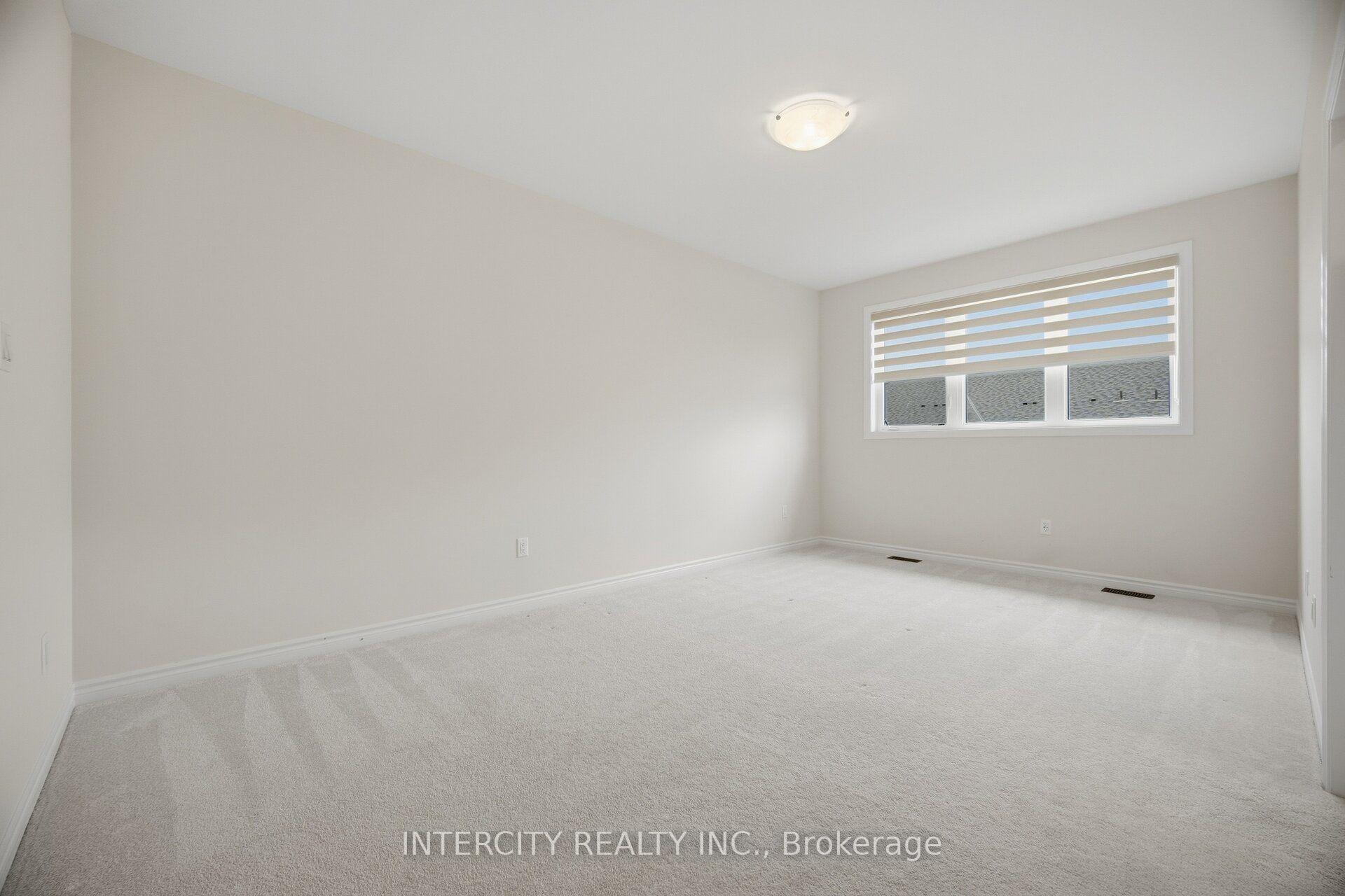Photo 28 of 1378 National Common, Burlington, Tyandaga — HOMEH