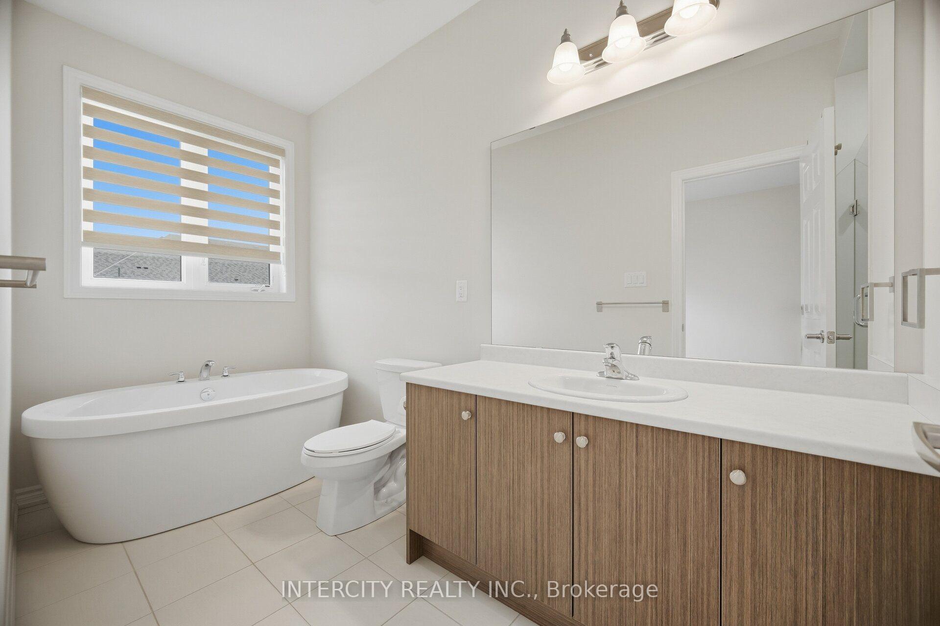 Photo 31 of 1378 National Common, Burlington, Tyandaga — HOMEH