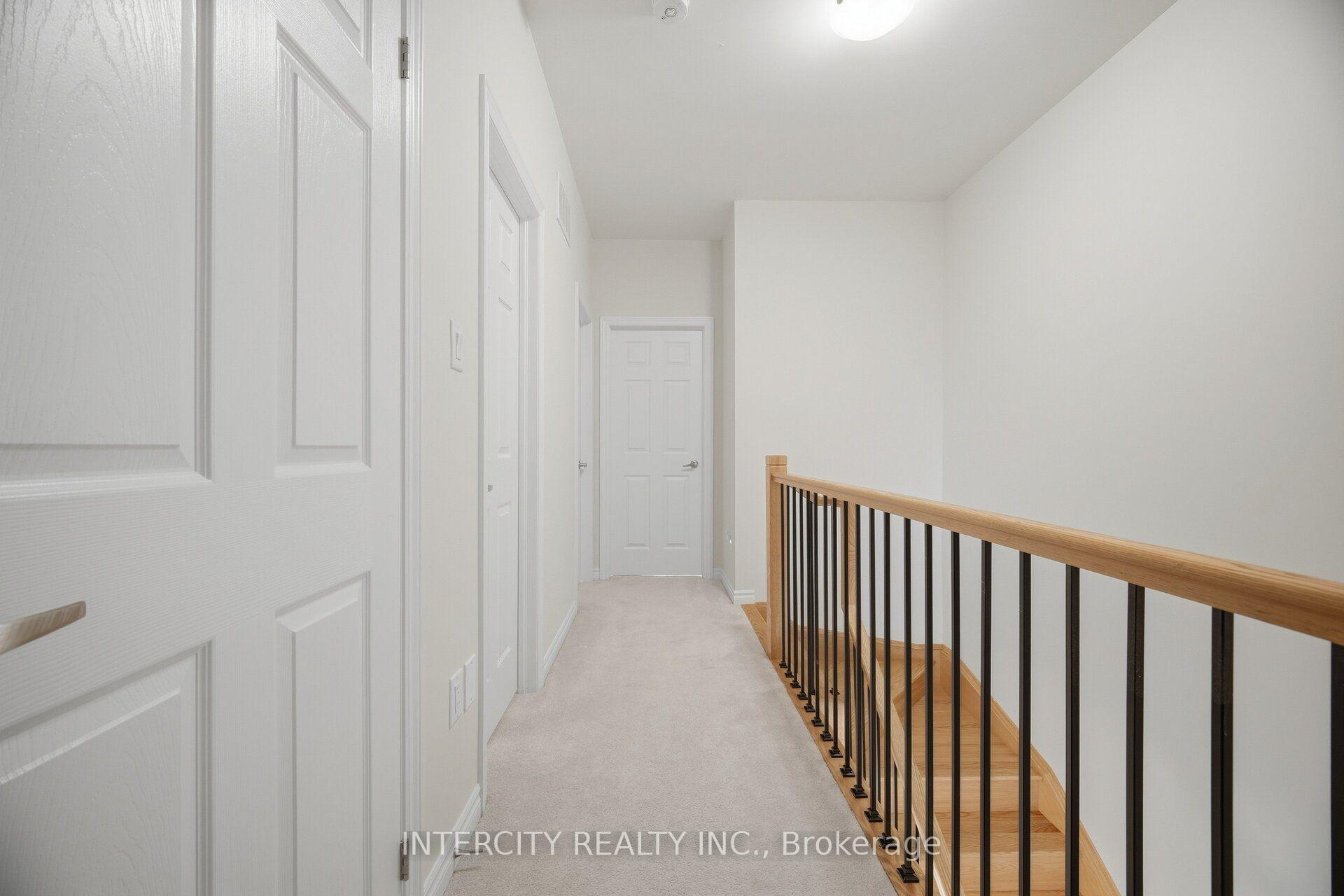 Photo 35 of 1378 National Common, Burlington, Tyandaga — HOMEH