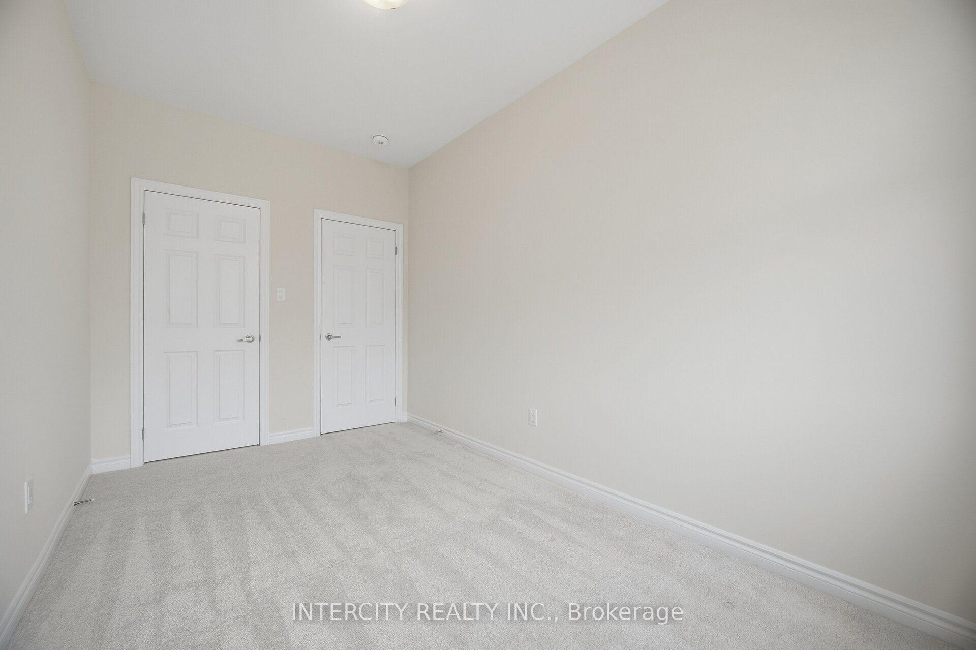 Photo 39 of 1378 National Common, Burlington, Tyandaga — HOMEH