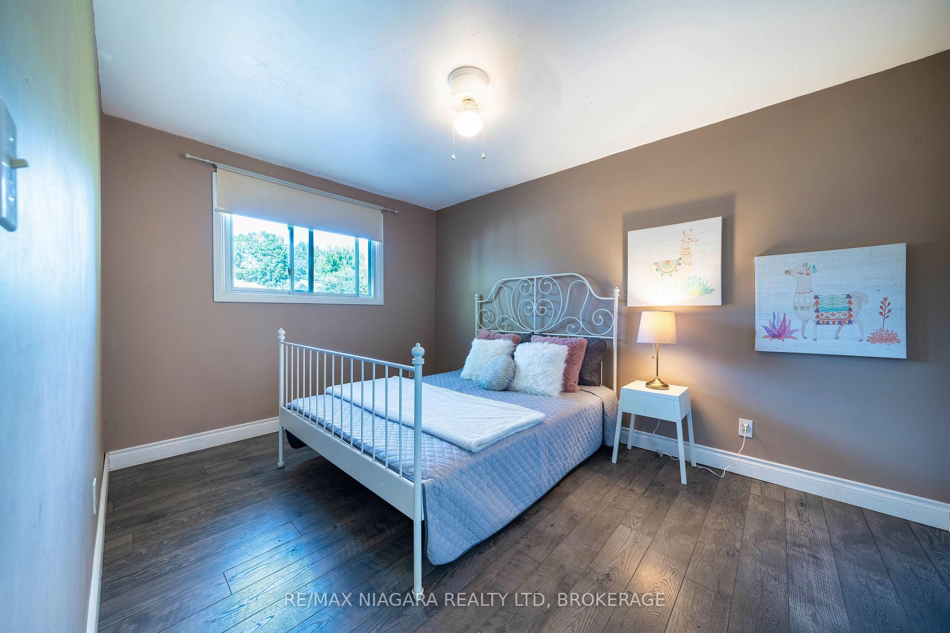Photo 15 of 7107 Woodgate Street, Niagara Falls, Casey — HOMEH